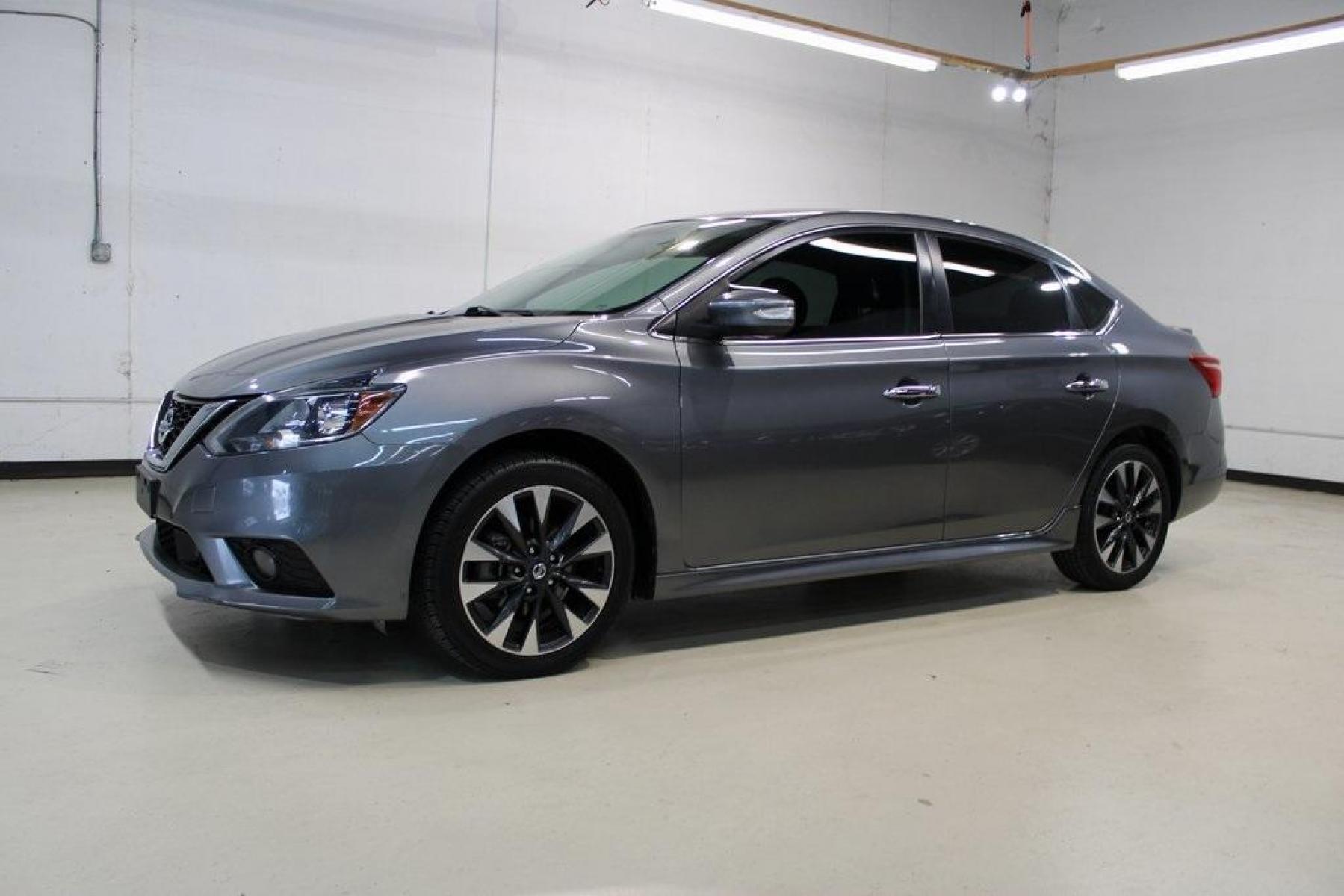 2019 Gun Metallic /Charcoal Nissan Sentra SR (3N1AB7AP0KY) with an 1.8L 4-Cylinder DOHC 16V engine, CVT transmission, located at 15300 Midway Rd., Addison, TX, 75001, (972) 702-0011, 32.958321, -96.838074 - Photo #4