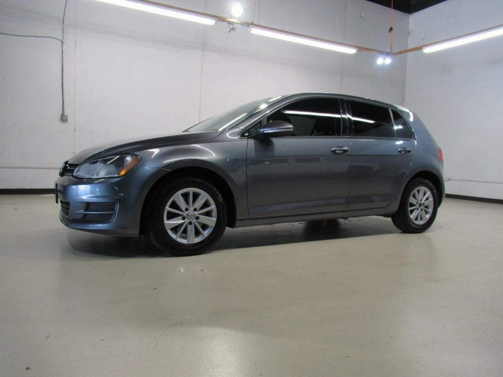 2017 Platinum Gray Metallic /Quartz Gray Volkswagen Golf TSI SE 4-Door (3VW217AU2HM) with an 1.8L I4 Turbocharged DOHC 16V SULEV II 170hp engine, Automatic transmission, located at 15300 Midway Rd., Addison, TX, 75001, (972) 702-0011, 32.958321, -96.838074 - HOME OF THE NO HAGGLE PRICE - WHOLESALE PRICES TO THE PUBLIC!! Golf TSI S 4-Door, 4D Hatchback, 1.8L I4 Turbocharged DOHC 16V SULEV II 170hp, 6-Speed Automatic with Tiptronic, FWD, Gray, Quartz Gray Cloth.<br><br>Gray 2017 Volkswagen Golf TSI S 4-Door<br><br><br>At Midway Auto Group, we strive to pr - Photo #4