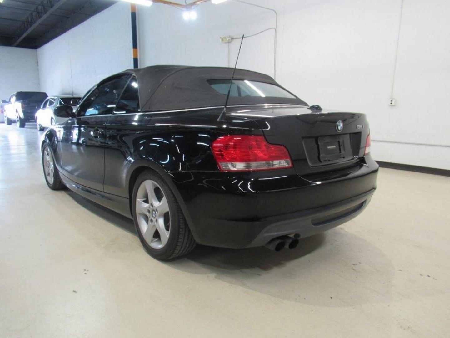 2008 Jet Black /Black Boston BMW 1 Series 135i (WBAUN93548V) with an 3.0L I6 DOHC 24V Twin Turbocharged engine, Automatic transmission, located at 15300 Midway Rd., Addison, TX, 75001, (972) 702-0011, 32.958321, -96.838074 - HOME OF THE NO HAGGLE PRICE - WHOLESALE PRICES TO THE PUBLIC!! 135i, 2D Convertible, 3.0L I6 DOHC 24V Twin Turbocharged, 6-Speed Automatic Steptronic, RWD, Jet Black, Black Boston Leather.<br><br>Jet Black 2008 BMW 1 Series 135i<br><br>17/26 City/Highway MPG<br><br>Awards:<br> * 2008 KBB.com Brand - Photo#10