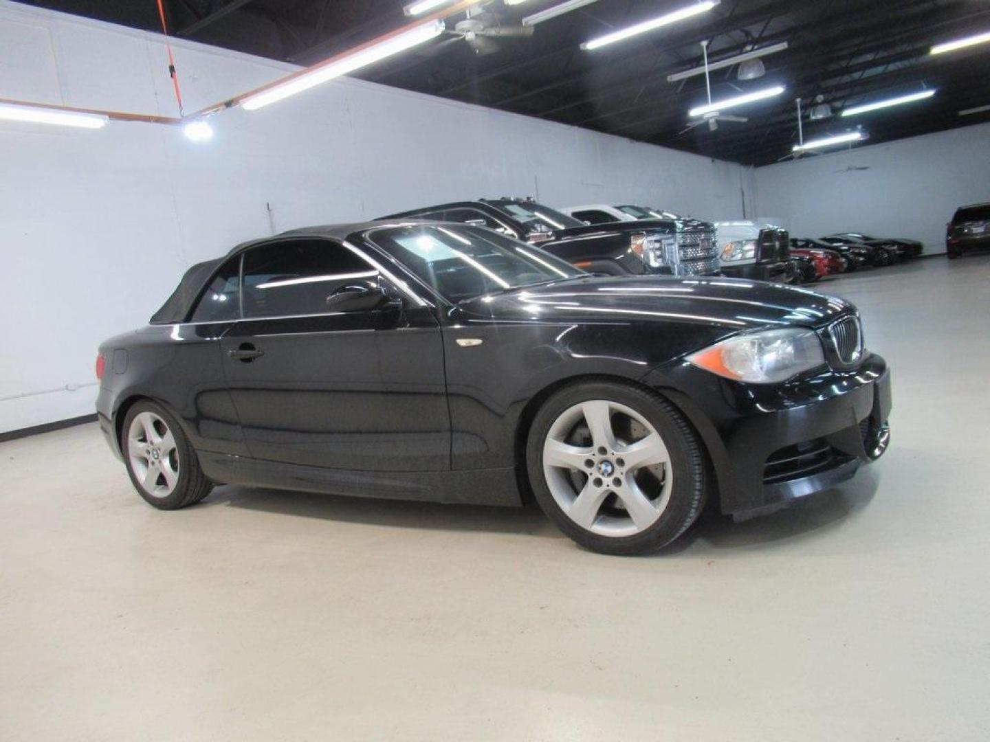 2008 Jet Black /Black Boston BMW 1 Series 135i (WBAUN93548V) with an 3.0L I6 DOHC 24V Twin Turbocharged engine, Automatic transmission, located at 15300 Midway Rd., Addison, TX, 75001, (972) 702-0011, 32.958321, -96.838074 - HOME OF THE NO HAGGLE PRICE - WHOLESALE PRICES TO THE PUBLIC!! 135i, 2D Convertible, 3.0L I6 DOHC 24V Twin Turbocharged, 6-Speed Automatic Steptronic, RWD, Jet Black, Black Boston Leather.<br><br>Jet Black 2008 BMW 1 Series 135i<br><br>17/26 City/Highway MPG<br><br>Awards:<br> * 2008 KBB.com Brand - Photo#13