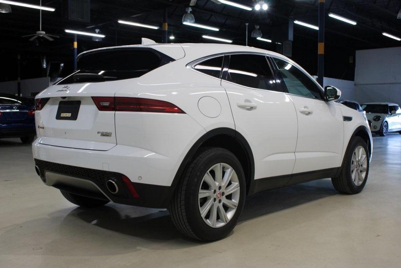 2018 Fuji White /Ebony/Ebony Jaguar E-PACE S (SADFJ2FX2J1) with an 2.0L I4 Turbocharged engine, Automatic transmission, located at 15300 Midway Rd., Addison, TX, 75001, (972) 702-0011, 32.958321, -96.838074 - Photo#2