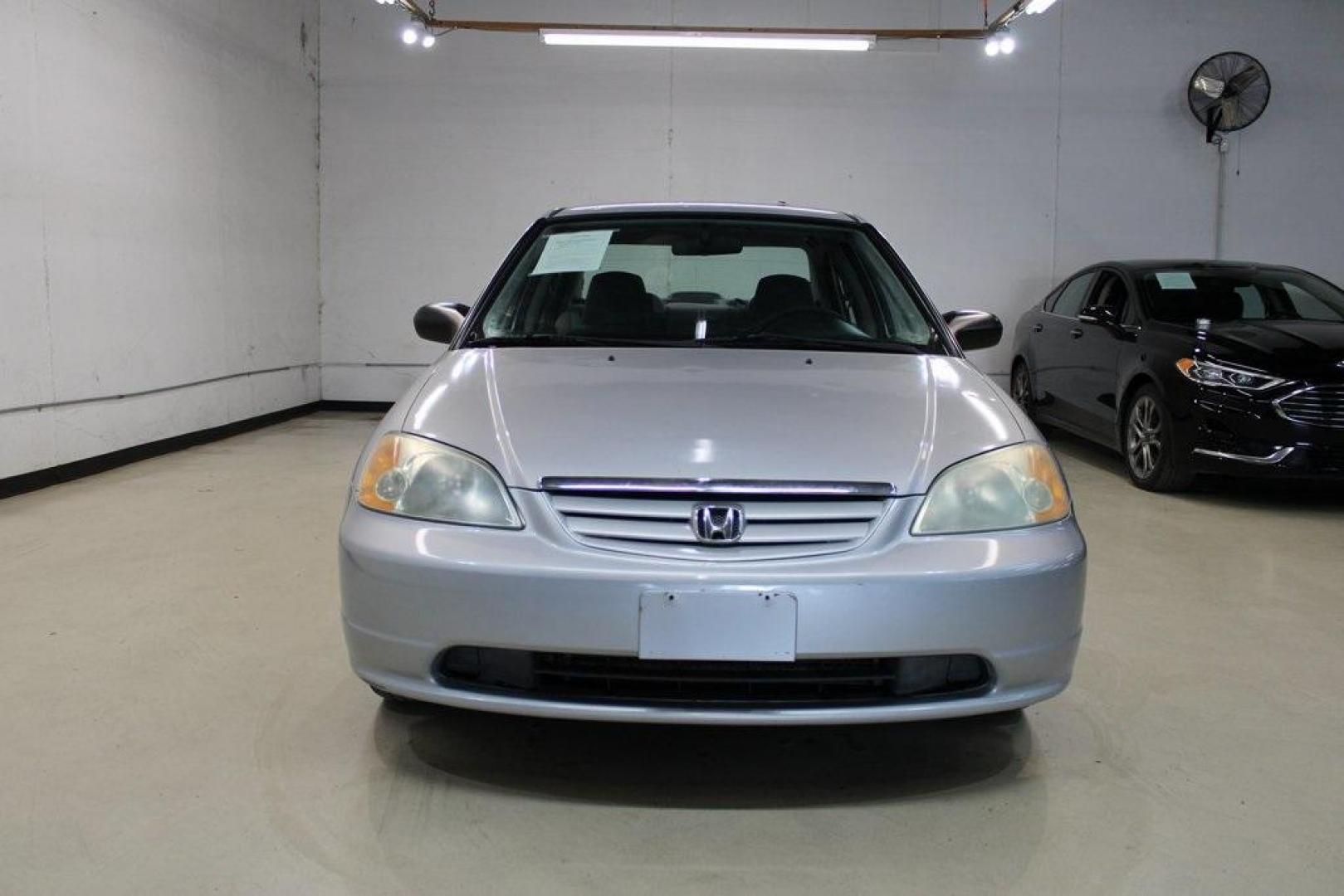 2002 Silver Honda Civic LX (1HGES16522L) with an 1.7L I4 SMPI SOHC engine, Automatic transmission, located at 15300 Midway Rd., Addison, TX, 75001, (972) 702-0011, 32.958321, -96.838074 - Photo#5