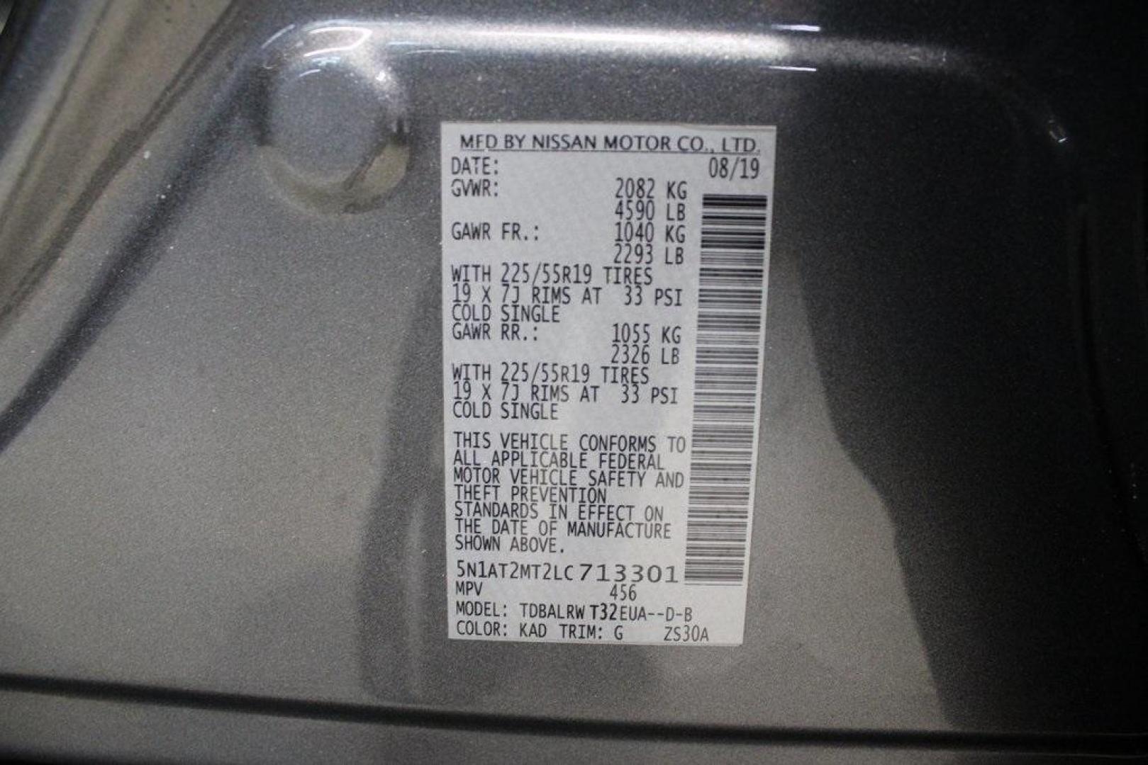 2020 Gun Metallic /Charcoal Nissan Rogue SL (5N1AT2MT2LC) with an 2.5L I4 DOHC 16V engine, CVT transmission, located at 15300 Midway Rd., Addison, TX, 75001, (972) 702-0011, 32.958321, -96.838074 - HOME OF THE NO HAGGLE PRICE - WHOLESALE PRICES TO THE PUBLIC!! Rogue SL, 4D Sport Utility, 2.5L I4 DOHC 16V, CVT with Xtronic, FWD, Gun Metallic, Charcoal Leather.<br><br>Gun Metallic 2020 Nissan Rogue SL<br><br>26/33 City/Highway MPG<br><br><br>At Midway Auto Group, we strive to provide you with th - Photo#31