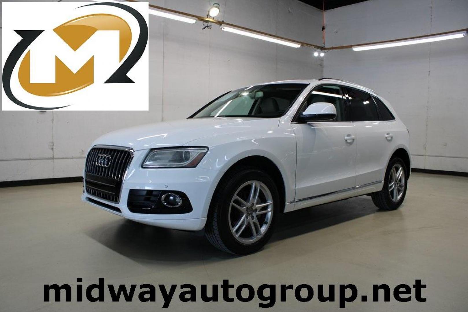 2014 White Audi Q5 2.0T Premium Plus (WA1LFAFP4EA) with an 2.0L I4 TFSI Direct Injection DOHC engine, Automatic transmission, located at 15300 Midway Rd., Addison, TX, 75001, (972) 702-0011, 32.958321, -96.838074 - Photo#0