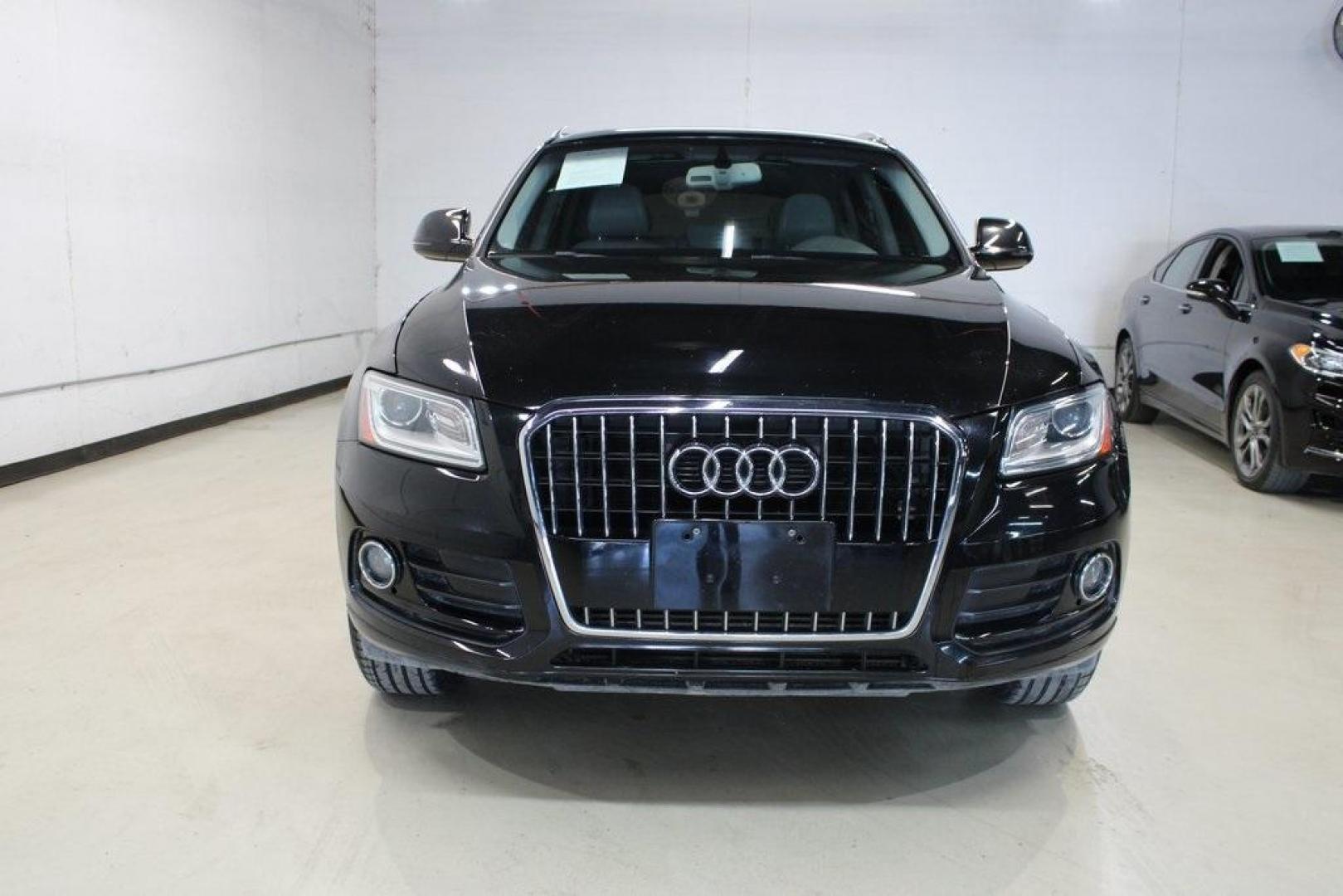 2015 Black Audi Q5 2.0T Premium Plus (WA1LFAFP8FA) with an 2.0L 4-Cylinder TFSI engine, Automatic transmission, located at 15300 Midway Rd., Addison, TX, 75001, (972) 702-0011, 32.958321, -96.838074 - Photo#5