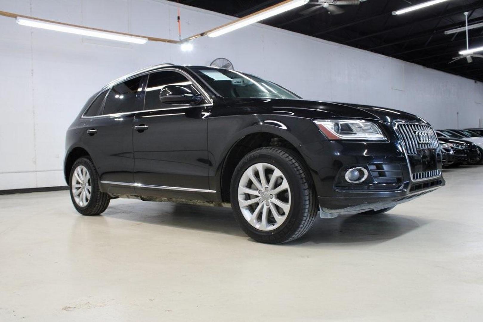 2015 Black Audi Q5 2.0T Premium Plus (WA1LFAFP8FA) with an 2.0L 4-Cylinder TFSI engine, Automatic transmission, located at 15300 Midway Rd., Addison, TX, 75001, (972) 702-0011, 32.958321, -96.838074 - Photo#6