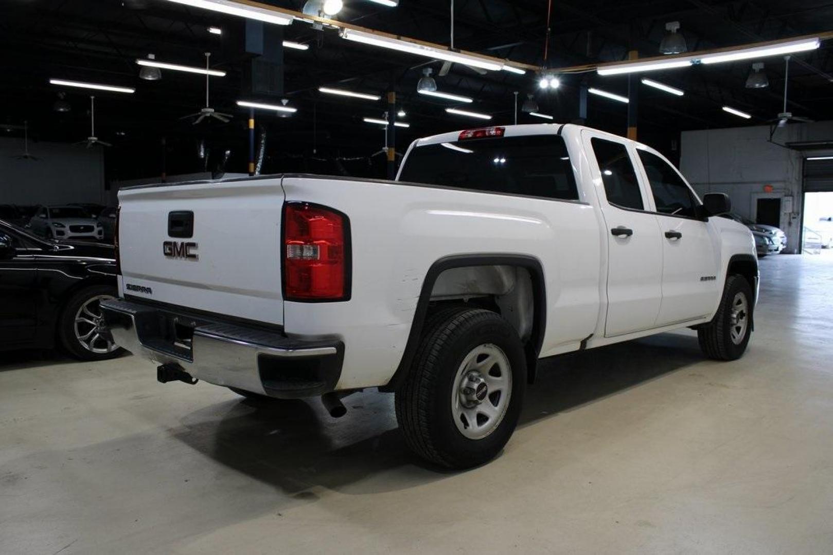 2017 Summit White /Dark Ash Seats With Jet Black Interior Accents GMC Sierra 1500 Base (1GTR1LEC5HZ) with an EcoTec3 5.3L V8 engine, Automatic transmission, located at 15300 Midway Rd., Addison, TX, 75001, (972) 702-0011, 32.958321, -96.838074 - Photo#1