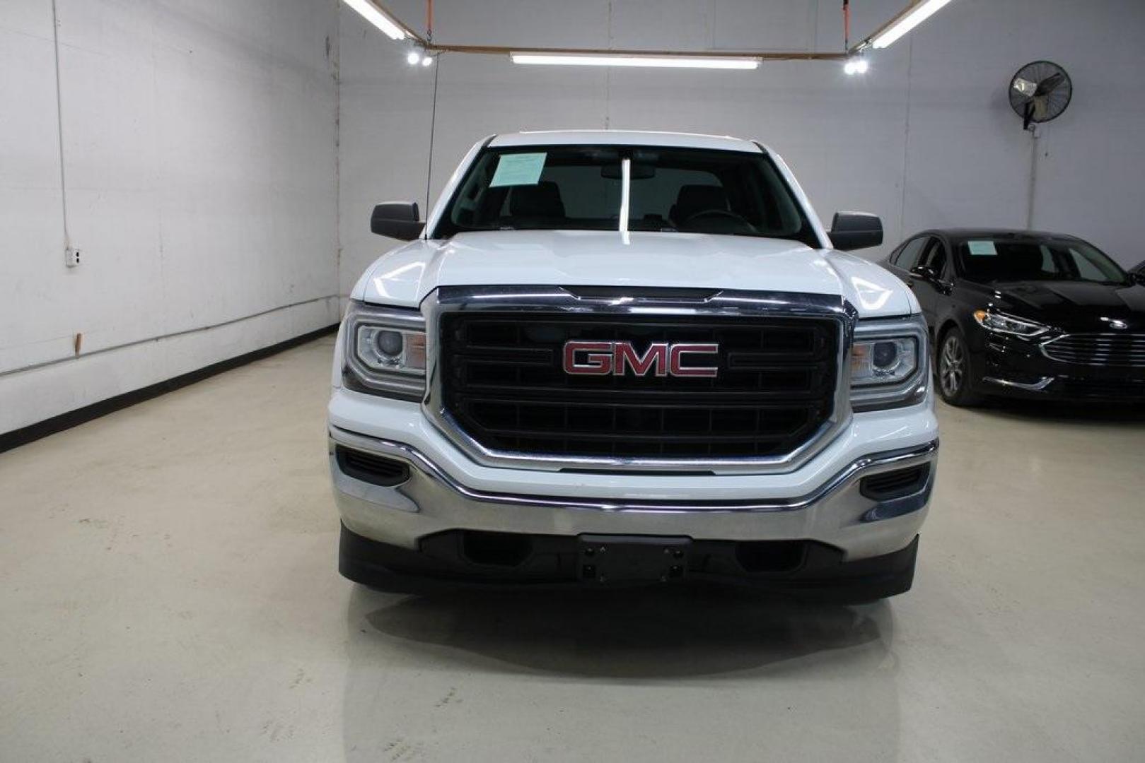 2017 Summit White /Dark Ash Seats With Jet Black Interior Accents GMC Sierra 1500 Base (1GTR1LEC5HZ) with an EcoTec3 5.3L V8 engine, Automatic transmission, located at 15300 Midway Rd., Addison, TX, 75001, (972) 702-0011, 32.958321, -96.838074 - Photo#4