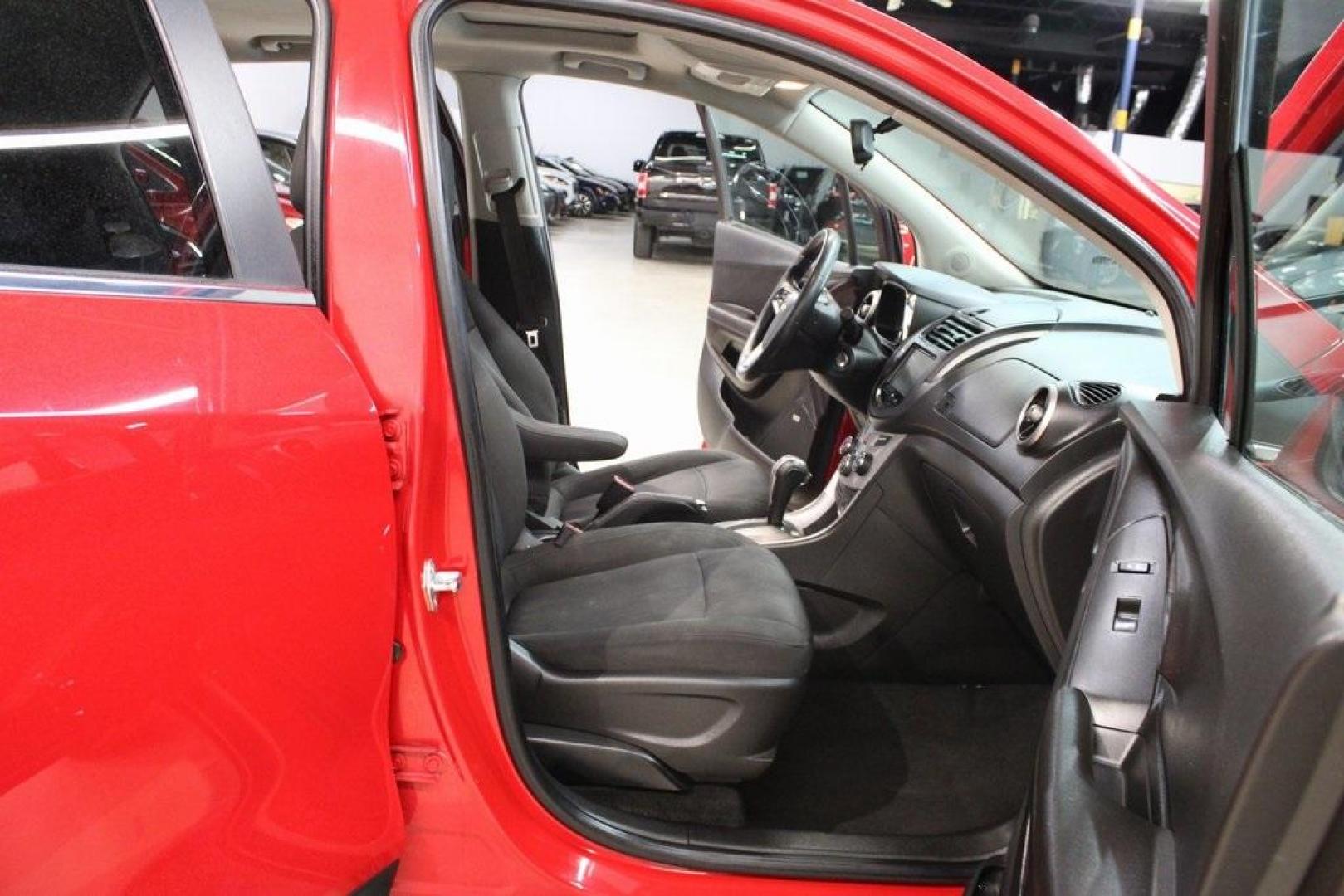 2015 Blaze Red /Jet Black Chevrolet Trax LT (KL7CJLSB1FB) with an ECOTEC 1.4L I4 SMPI DOHC Turbocharged VVT engine, Automatic transmission, located at 15300 Midway Rd., Addison, TX, 75001, (972) 702-0011, 32.958321, -96.838074 - Photo#14