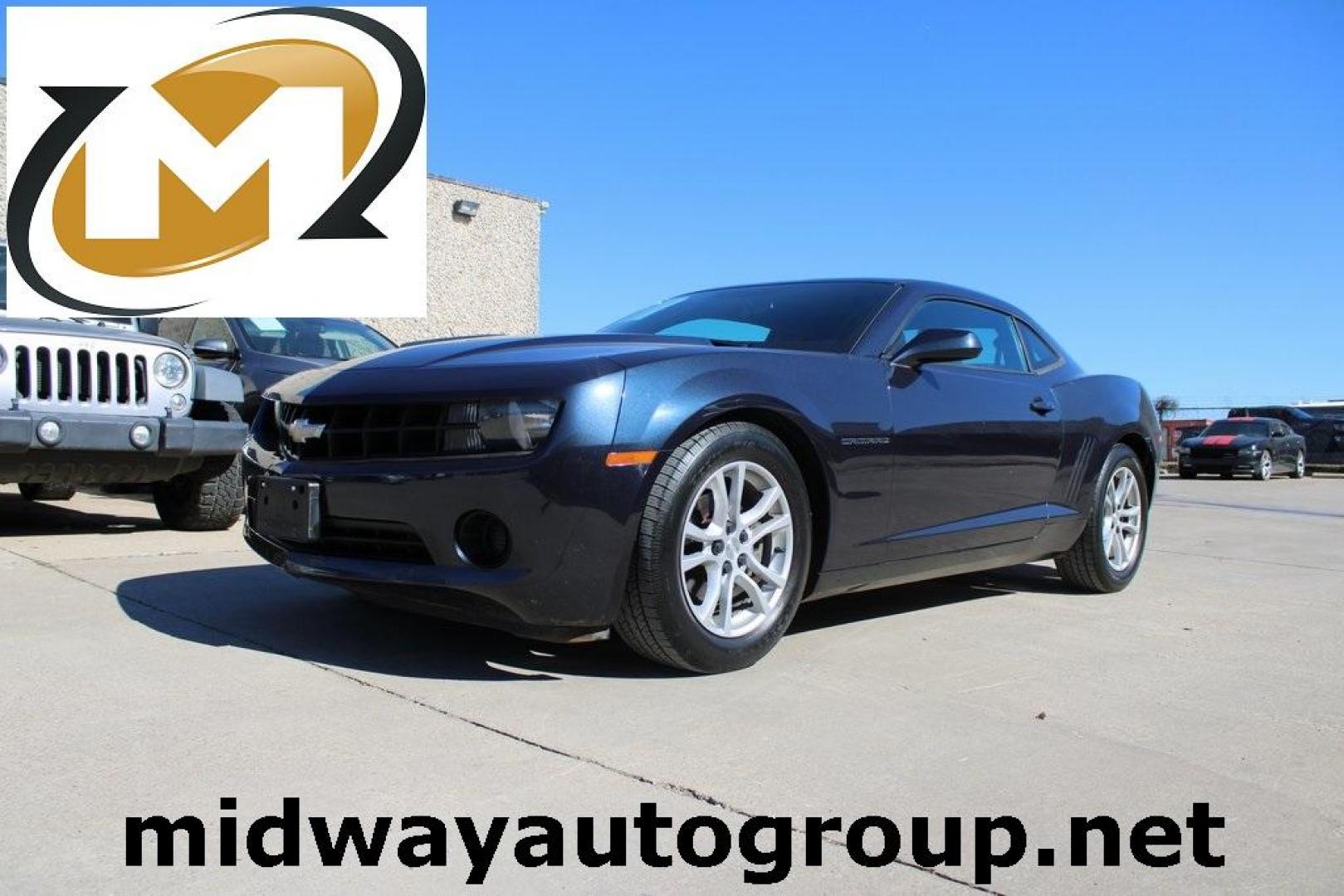 2013 Blue Ray Metallic /Black Chevrolet Camaro 2LS (2G1FA1E30D9) with an 3.6L V6 DGI DOHC VVT engine, Automatic transmission, located at 15300 Midway Rd., Addison, TX, 75001, (972) 702-0011, 32.958321, -96.838074 - Photo#0