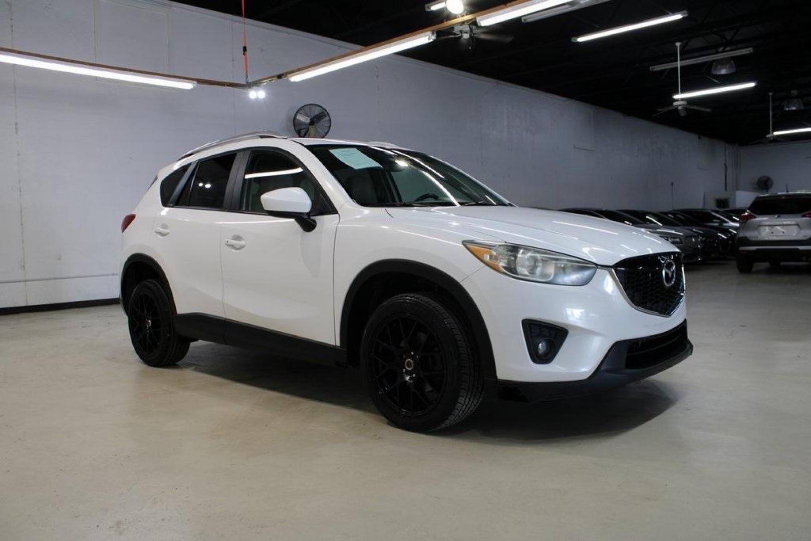 2014 Crystal White Pearl Mica /Sand Mazda CX-5 Grand Touring (JM3KE2DY2E0) with an SKYACTIV 2.5L 4-Cylinder DOHC 16V engine, Automatic transmission, located at 15300 Midway Rd., Addison, TX, 75001, (972) 702-0011, 32.958321, -96.838074 - Photo#6