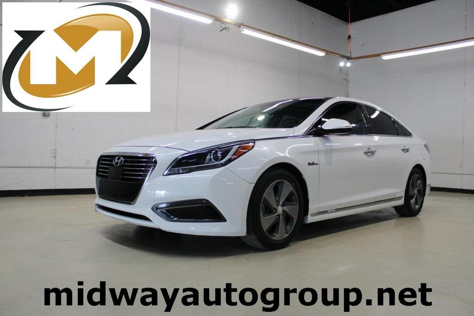 2016 Diamond White Pearl /Gray Hyundai Sonata Hybrid Limited (KMHE34L11GA) with an 2.0L I4 DGI Hybrid DOHC 16V SULEV II engine, Automatic transmission, located at 15300 Midway Rd., Addison, TX, 75001, (972) 702-0011, 32.958321, -96.838074 - Photo#0