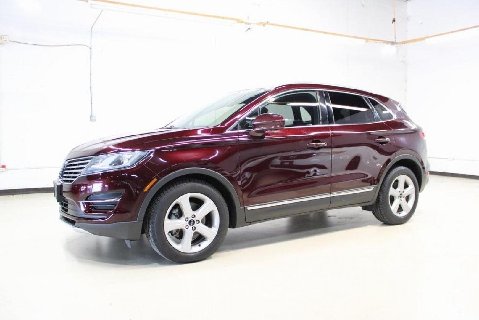 2018 Burgundy /Ebony Lincoln MKC Premiere (5LMCJ1C99JU) with an 2.0L Turbocharged engine, Automatic transmission, located at 15300 Midway Rd., Addison, TX, 75001, (972) 702-0011, 32.958321, -96.838074 - Photo#4