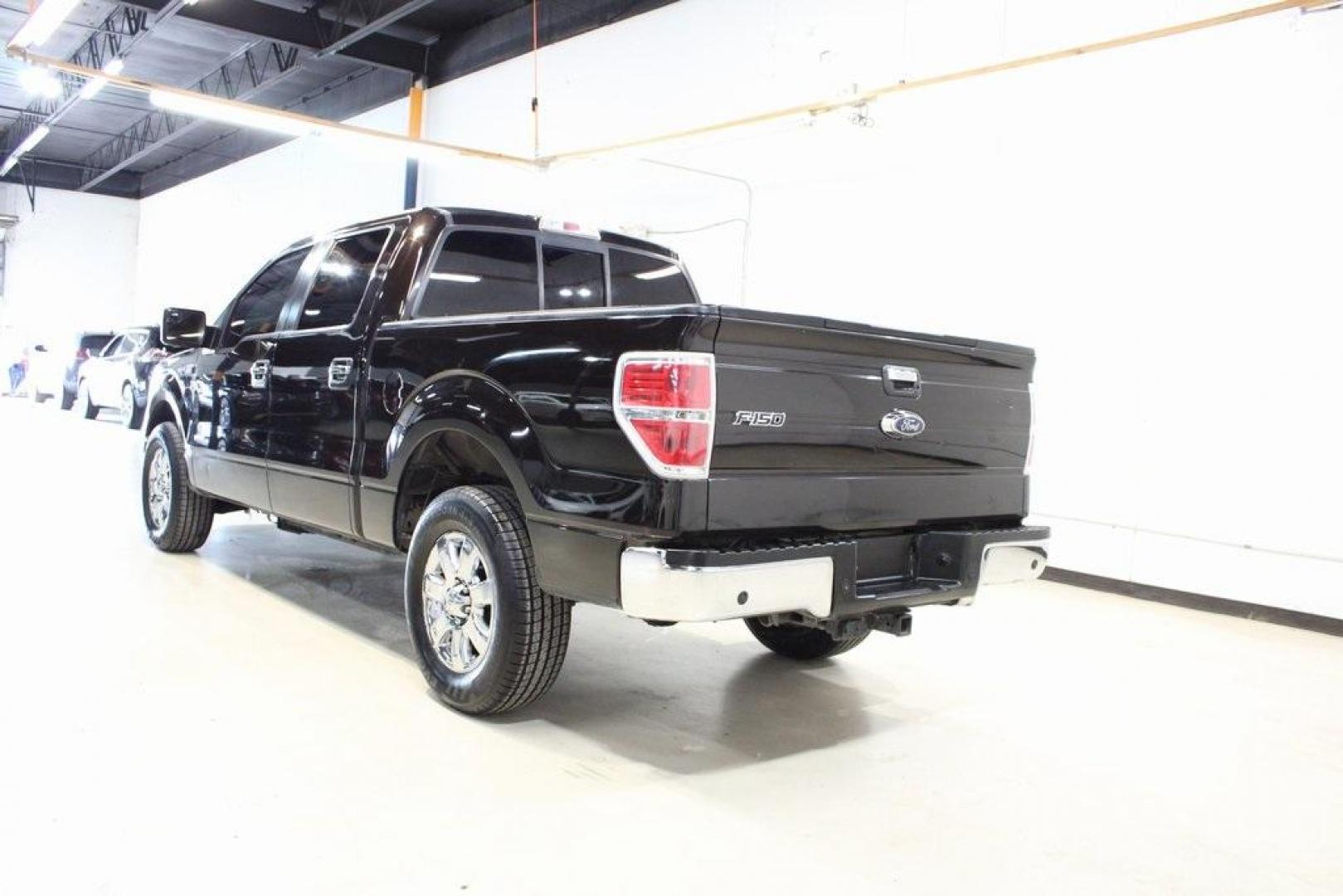 2013 Kodiak Brown Metallic /Black Ford F-150 XLT (1FTFW1CT5DK) with an 3.5L V6 engine, Automatic transmission, located at 15300 Midway Rd., Addison, TX, 75001, (972) 702-0011, 32.958321, -96.838074 - HOME OF THE NO HAGGLE PRICE - WHOLESALE PRICES TO THE PUBLIC!! F-150 XLT, 4D SuperCrew, 3.5L V6, 6-Speed Automatic Electronic, RWD, Brown. Priced below KBB Fair Purchase Price!<br><br>Brown 2013 Ford F-150 XLT<br><br><br>Awards:<br> * 2013 KBB.com Brand Image Awards<br><br>At Midway Auto Group, we - Photo#3