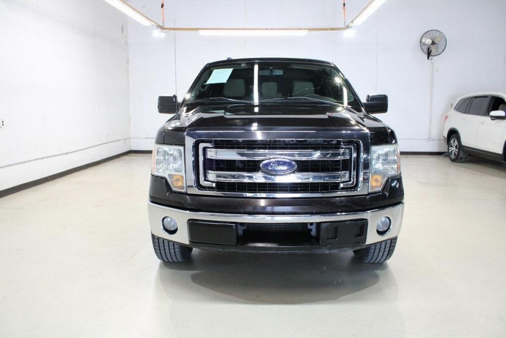 2013 Kodiak Brown Metallic /Black Ford F-150 XLT (1FTFW1CT5DK) with an 3.5L V6 engine, Automatic transmission, located at 15300 Midway Rd., Addison, TX, 75001, (972) 702-0011, 32.958321, -96.838074 - HOME OF THE NO HAGGLE PRICE - WHOLESALE PRICES TO THE PUBLIC!! F-150 XLT, 4D SuperCrew, 3.5L V6, 6-Speed Automatic Electronic, RWD, Brown. Priced below KBB Fair Purchase Price!<br><br>Brown 2013 Ford F-150 XLT<br><br><br>Awards:<br> * 2013 KBB.com Brand Image Awards<br><br>At Midway Auto Group, we - Photo#4