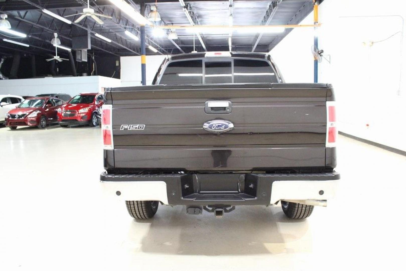 2013 Kodiak Brown Metallic /Black Ford F-150 XLT (1FTFW1CT5DK) with an 3.5L V6 engine, Automatic transmission, located at 15300 Midway Rd., Addison, TX, 75001, (972) 702-0011, 32.958321, -96.838074 - HOME OF THE NO HAGGLE PRICE - WHOLESALE PRICES TO THE PUBLIC!! F-150 XLT, 4D SuperCrew, 3.5L V6, 6-Speed Automatic Electronic, RWD, Brown. Priced below KBB Fair Purchase Price!<br><br>Brown 2013 Ford F-150 XLT<br><br><br>Awards:<br> * 2013 KBB.com Brand Image Awards<br><br>At Midway Auto Group, we - Photo#6