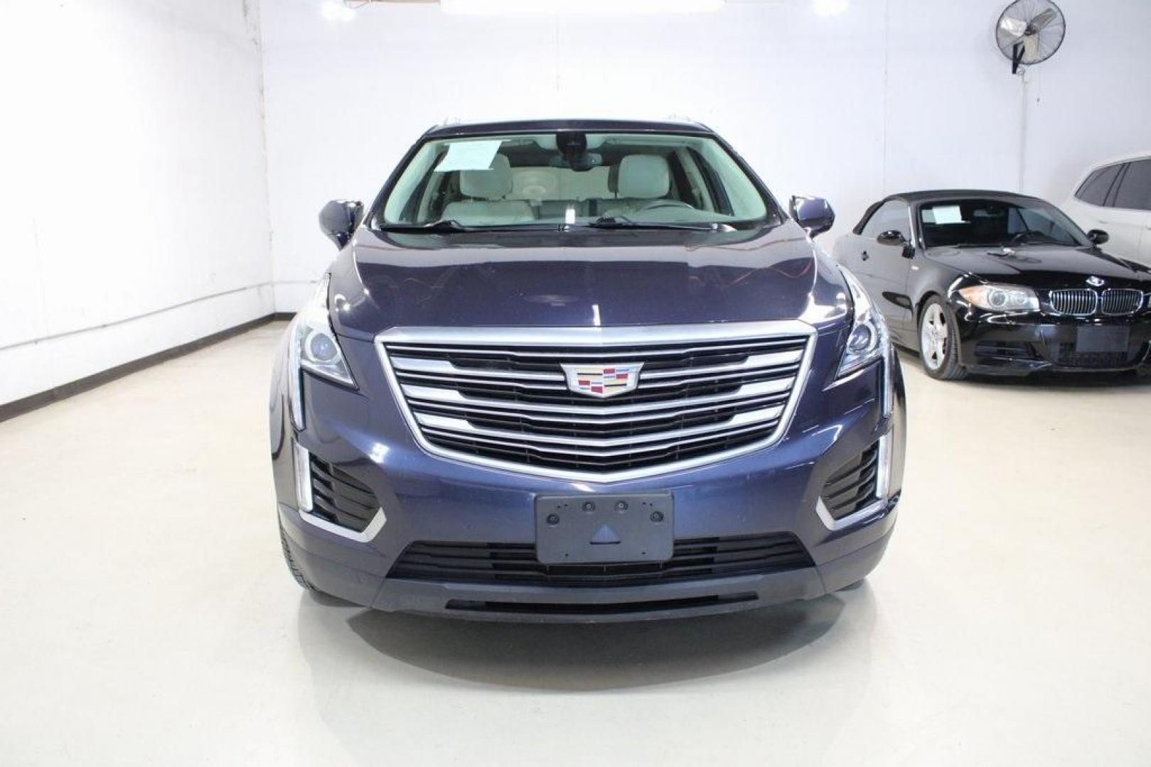 2018 Harbor Blue Metallic /Cirrus Cadillac XT5 Luxury (1GYKNDRS3JZ) with an 3.6L V6 DI VVT engine, Automatic transmission, located at 15300 Midway Rd., Addison, TX, 75001, (972) 702-0011, 32.958321, -96.838074 - Photo#5