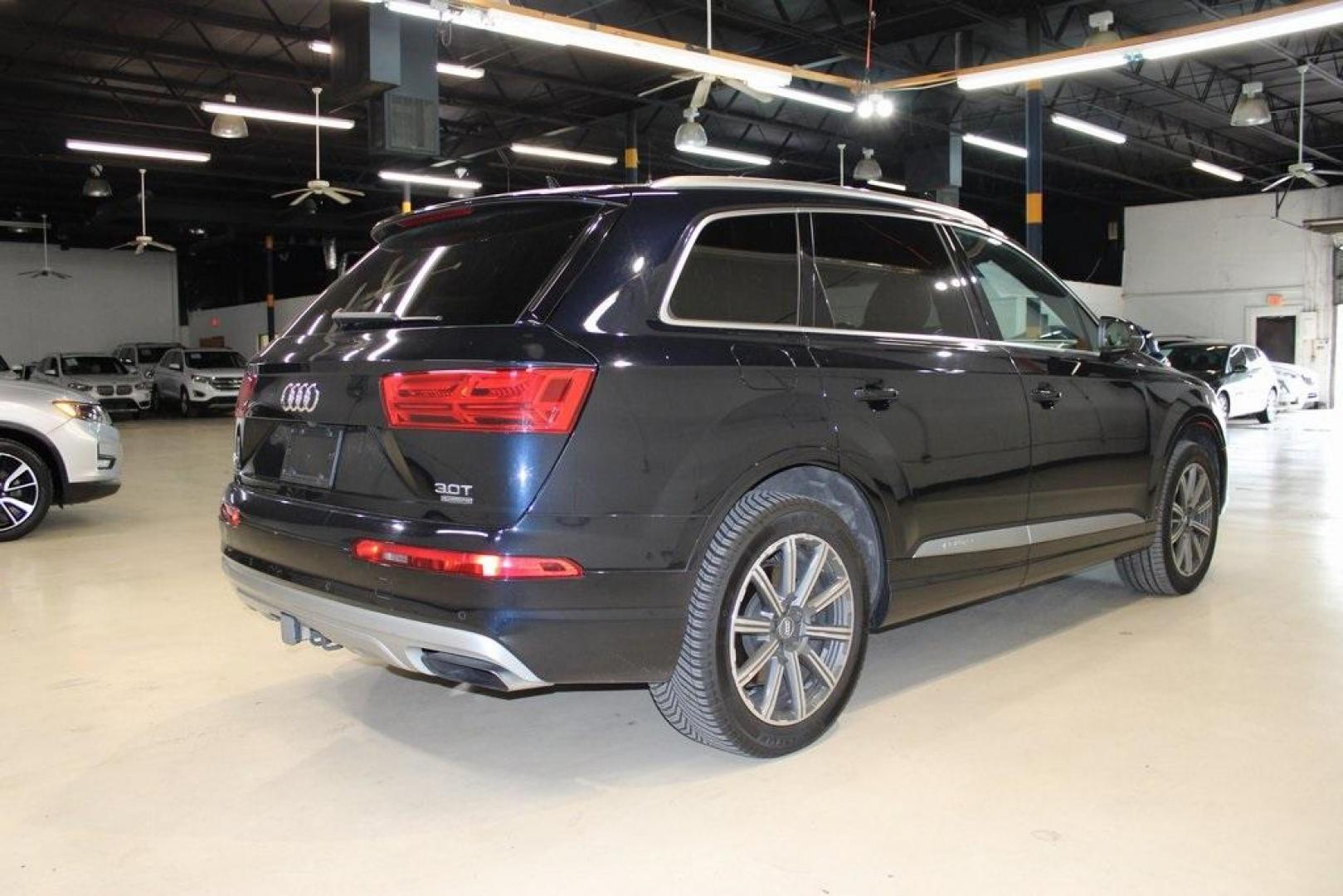 2017 Ink Blue Metallic /Cedar Brown Audi Q7 3.0T Premium Plus (WA1LAAF71HD) with an 3.0L TFSI V6 DOHC engine, Automatic transmission, located at 15300 Midway Rd., Addison, TX, 75001, (972) 702-0011, 32.958321, -96.838074 - Photo#2