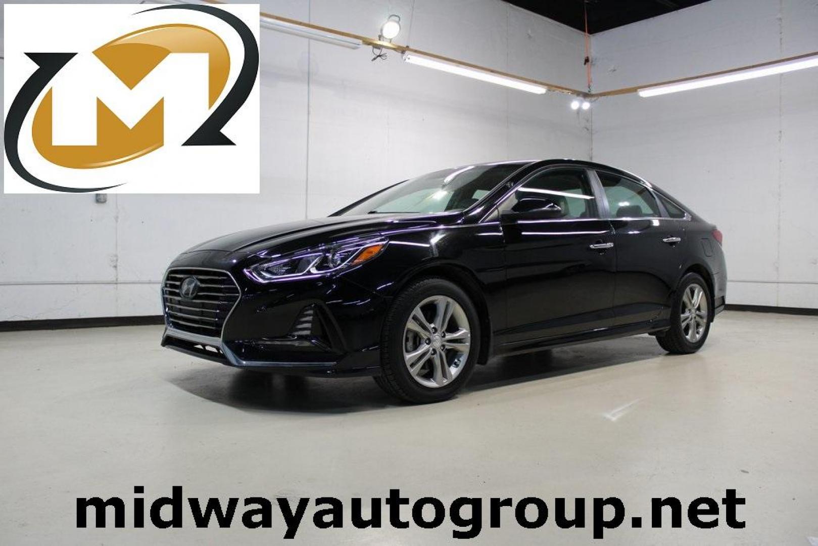 2018 Phantom Black /Beige Hyundai Sonata SEL (5NPE34AF7JH) with an 2.4L I4 DGI DOHC 16V ULEV II 185hp engine, Automatic transmission, located at 15300 Midway Rd., Addison, TX, 75001, (972) 702-0011, 32.958321, -96.838074 - HOME OF THE NO HAGGLE PRICE - WHOLESALE PRICES TO THE PUBLIC!! Sonata SEL, 4D Sedan, 2.4L I4 DGI DOHC 16V ULEV II 185hp, 6-Speed Automatic with Shiftronic, FWD, Phantom Black, Beige Cloth. Odometer is 3573 miles below market average!<br><br>Phantom Black 2018 Hyundai Sonata SEL<br><br>25/35 City/Hig - Photo#0