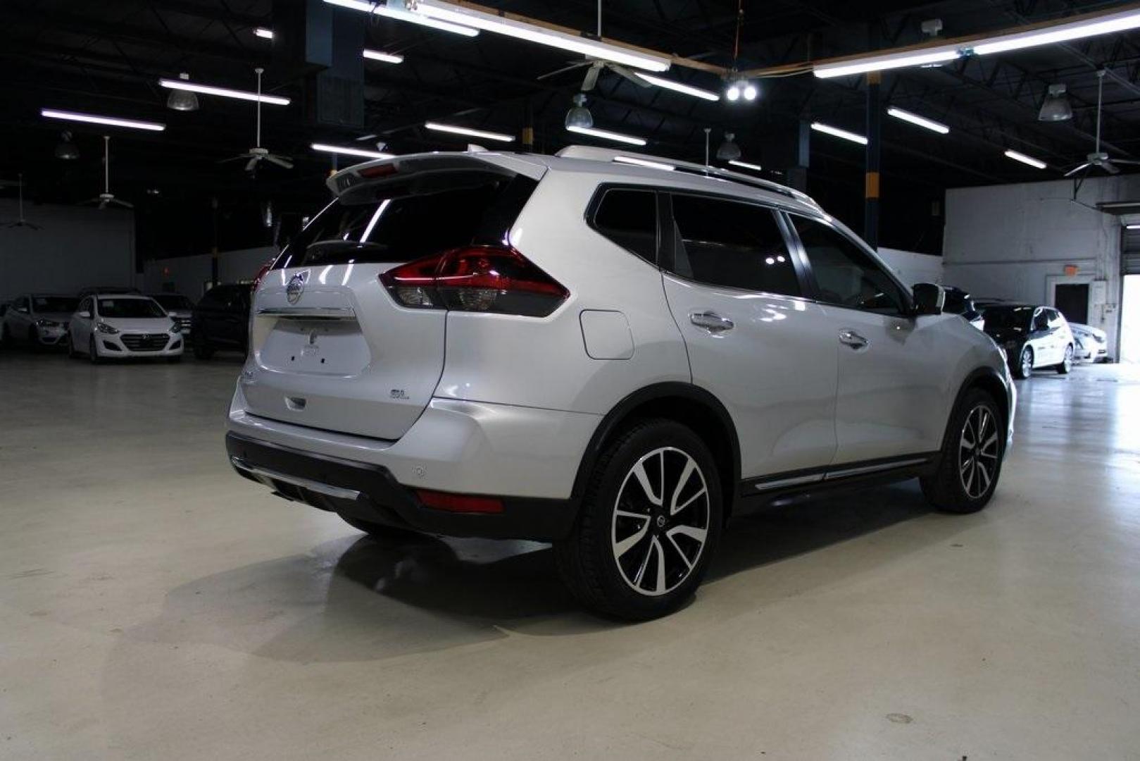 2020 Brilliant Silver Metallic /Charcoal Nissan Rogue SL (5N1AT2MTXLC) with an 2.5L I4 DOHC 16V engine, CVT transmission, located at 15300 Midway Rd., Addison, TX, 75001, (972) 702-0011, 32.958321, -96.838074 - HOME OF THE NO HAGGLE PRICE - WHOLESALE PRICES TO THE PUBLIC!! Rogue SL, 4D Sport Utility, 2.5L I4 DOHC 16V, CVT with Xtronic, FWD, Brilliant Silver Metallic, Charcoal Leather.<br><br>Brilliant Silver Metallic 2020 Nissan Rogue SL<br><br>Recent Arrival! 26/33 City/Highway MPG<br><br><br>At Midway Au - Photo#2