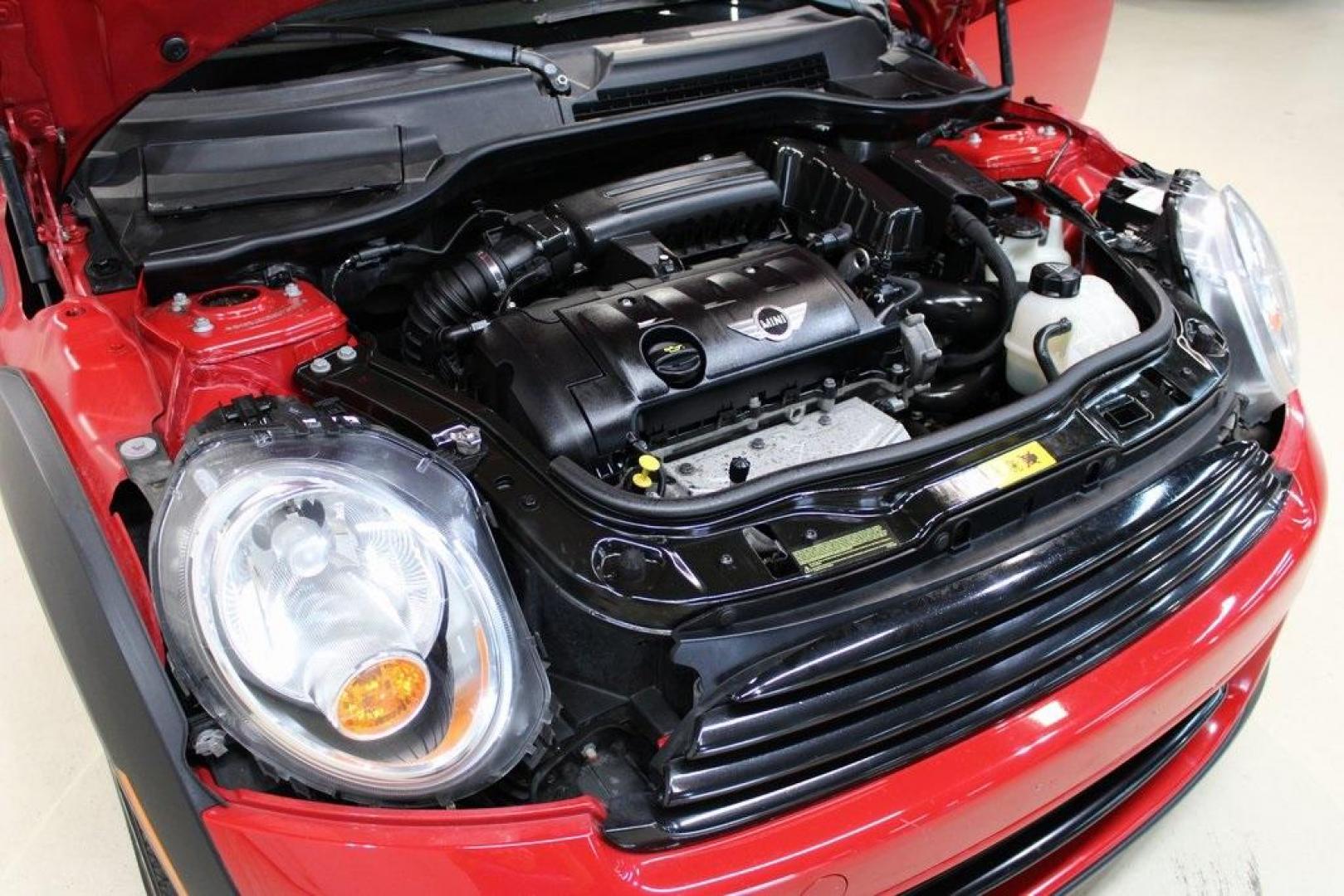 2013 Chili Red /Carbon Black MINI Cooper Base (WMWSU3C53DT) with an 1.6L I4 DOHC 16V engine, Automatic transmission, located at 15300 Midway Rd., Addison, TX, 75001, (972) 702-0011, 32.958321, -96.838074 - Photo#24