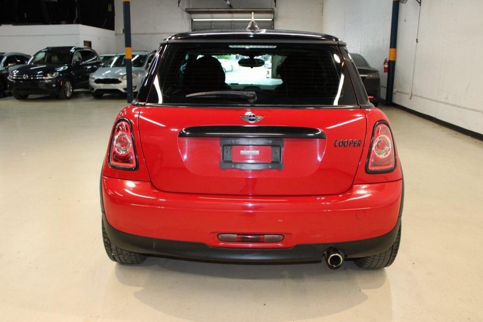 2013 Chili Red /Carbon Black MINI Cooper Base (WMWSU3C53DT) with an 1.6L I4 DOHC 16V engine, Automatic transmission, located at 15300 Midway Rd., Addison, TX, 75001, (972) 702-0011, 32.958321, -96.838074 - Photo#7