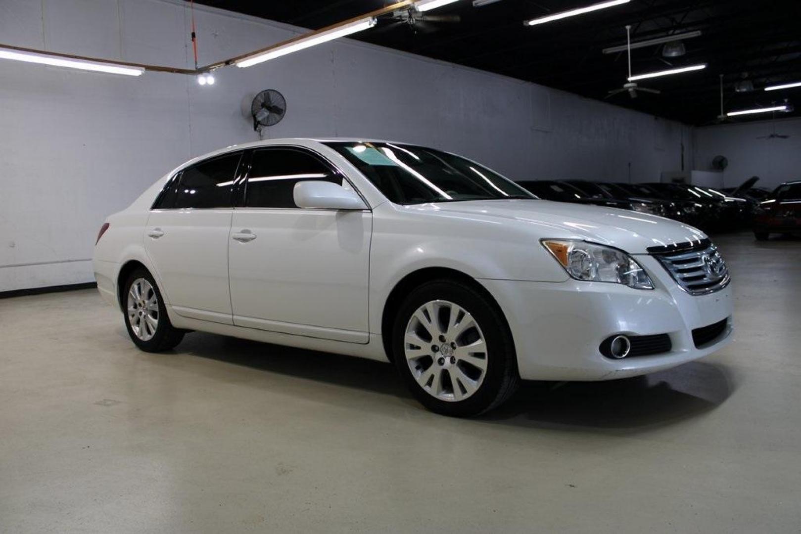 2010 Blizzard Pearl /Ivory Toyota Avalon XLS (4T1BK3DB1AU) with an 3.5L V6 SMPI DOHC engine, Automatic transmission, located at 15300 Midway Rd., Addison, TX, 75001, (972) 702-0011, 32.958321, -96.838074 - HOME OF THE NO HAGGLE PRICE - WHOLESALE PRICES TO THE PUBLIC!! Avalon XLS, 4D Sedan, 3.5L V6 SMPI DOHC, 6-Speed Automatic Electronic with Overdrive, FWD, White, Leather.<br><br>White 2010 Toyota Avalon XLS<br><br>Recent Arrival! 19/28 City/Highway MPG<br><br>Awards:<br> * 2010 KBB.com 10 Most Comfo - Photo#6