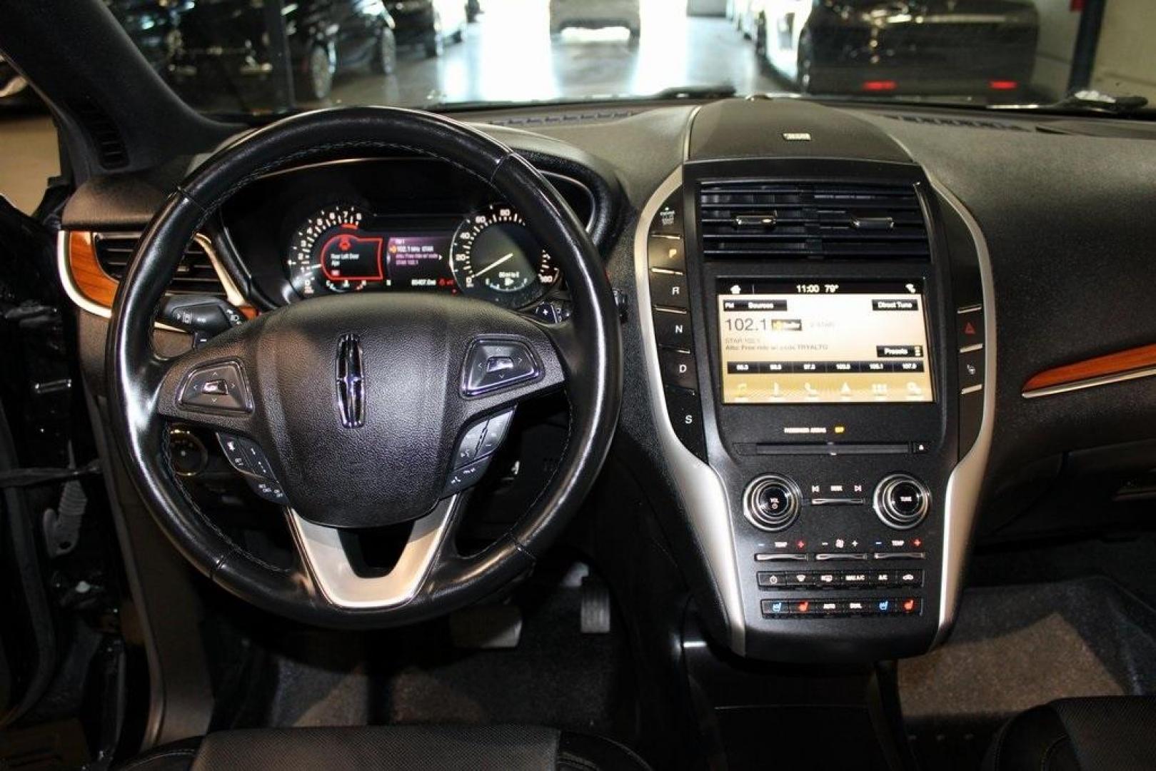 2016 Black Velvet /Jet Black Lincoln MKC Reserve (5LMCJ3C90GU) with an EcoBoost 2.0L I4 GTDi DOHC Turbocharged VCT engine, Automatic transmission, located at 15300 Midway Rd., Addison, TX, 75001, (972) 702-0011, 32.958321, -96.838074 - Photo#20