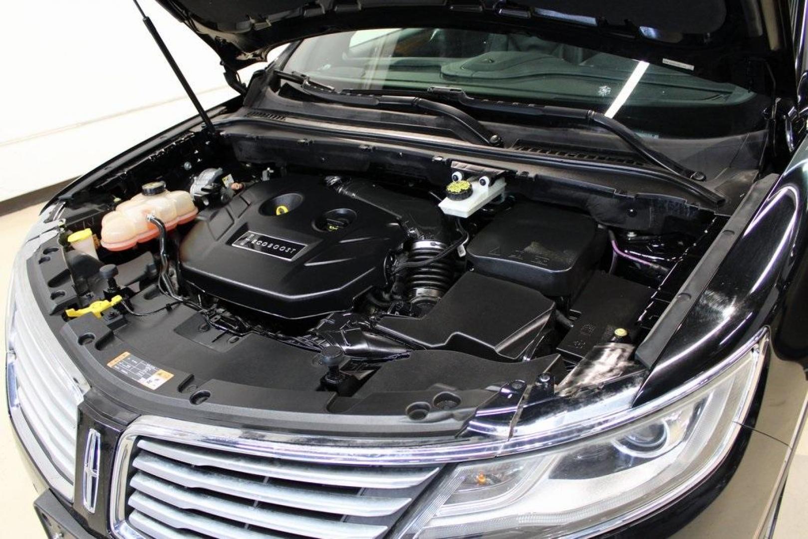 2016 Black Velvet /Jet Black Lincoln MKC Reserve (5LMCJ3C90GU) with an EcoBoost 2.0L I4 GTDi DOHC Turbocharged VCT engine, Automatic transmission, located at 15300 Midway Rd., Addison, TX, 75001, (972) 702-0011, 32.958321, -96.838074 - Photo#36