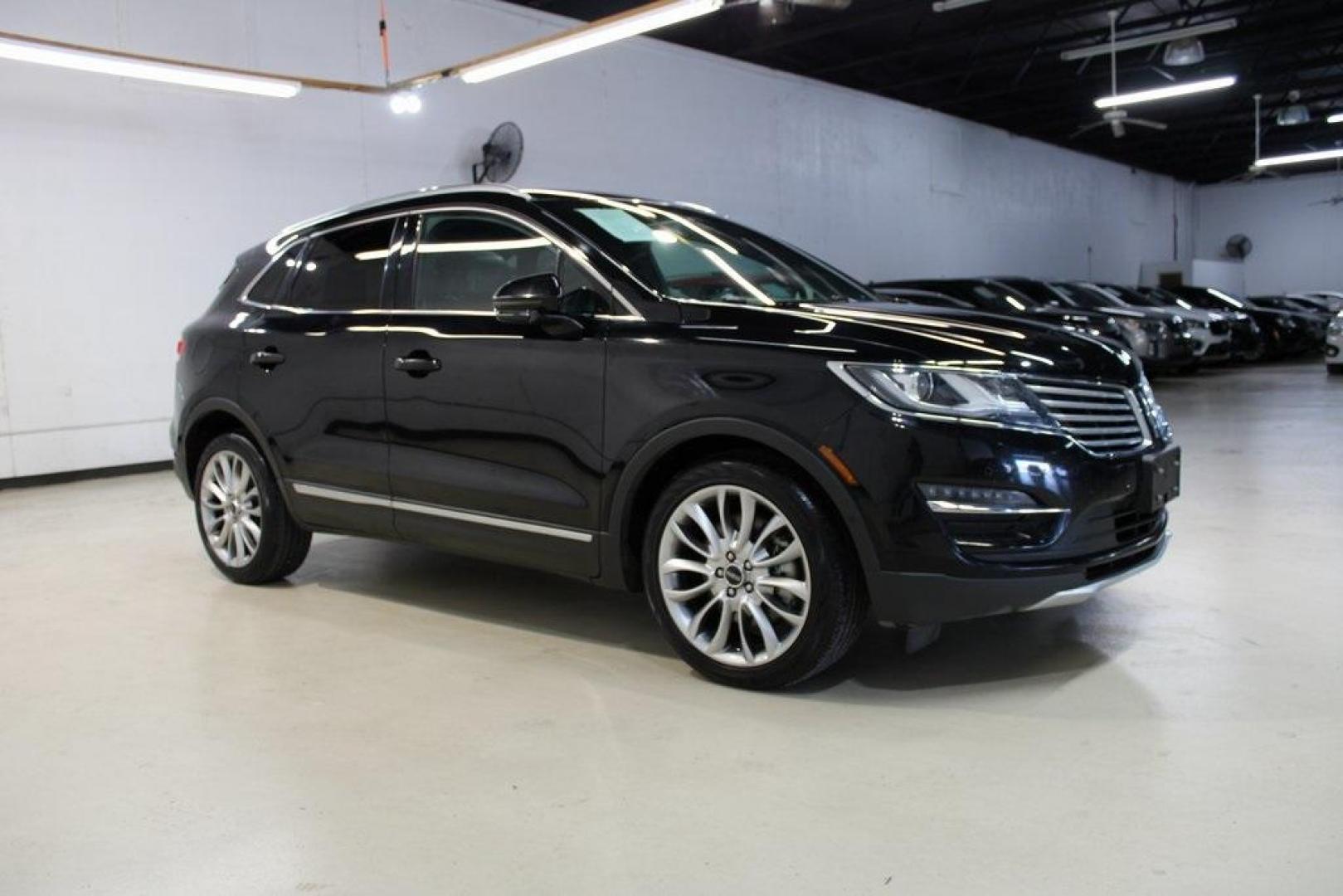 2016 Black Velvet /Jet Black Lincoln MKC Reserve (5LMCJ3C90GU) with an EcoBoost 2.0L I4 GTDi DOHC Turbocharged VCT engine, Automatic transmission, located at 15300 Midway Rd., Addison, TX, 75001, (972) 702-0011, 32.958321, -96.838074 - Photo#6