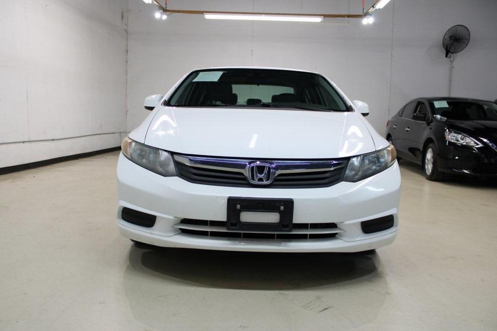 2012 Taffeta White Honda Civic EX-L (19XFB2F97CE) with an 1.8L I4 SOHC 16V i-VTEC engine, Automatic transmission, located at 15300 Midway Rd., Addison, TX, 75001, (972) 702-0011, 32.958321, -96.838074 - Photo#5