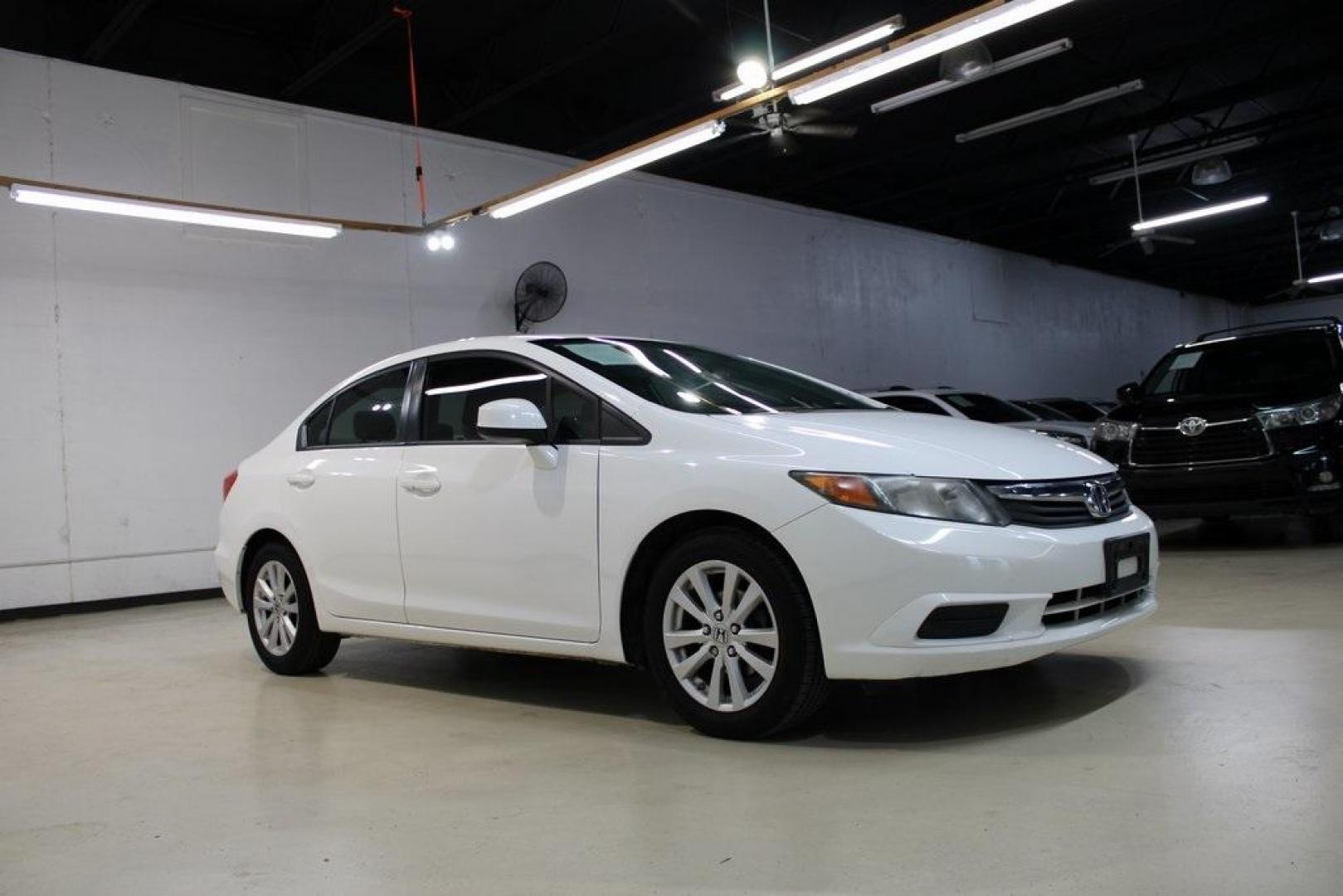 2012 Taffeta White Honda Civic EX-L (19XFB2F97CE) with an 1.8L I4 SOHC 16V i-VTEC engine, Automatic transmission, located at 15300 Midway Rd., Addison, TX, 75001, (972) 702-0011, 32.958321, -96.838074 - Photo#6