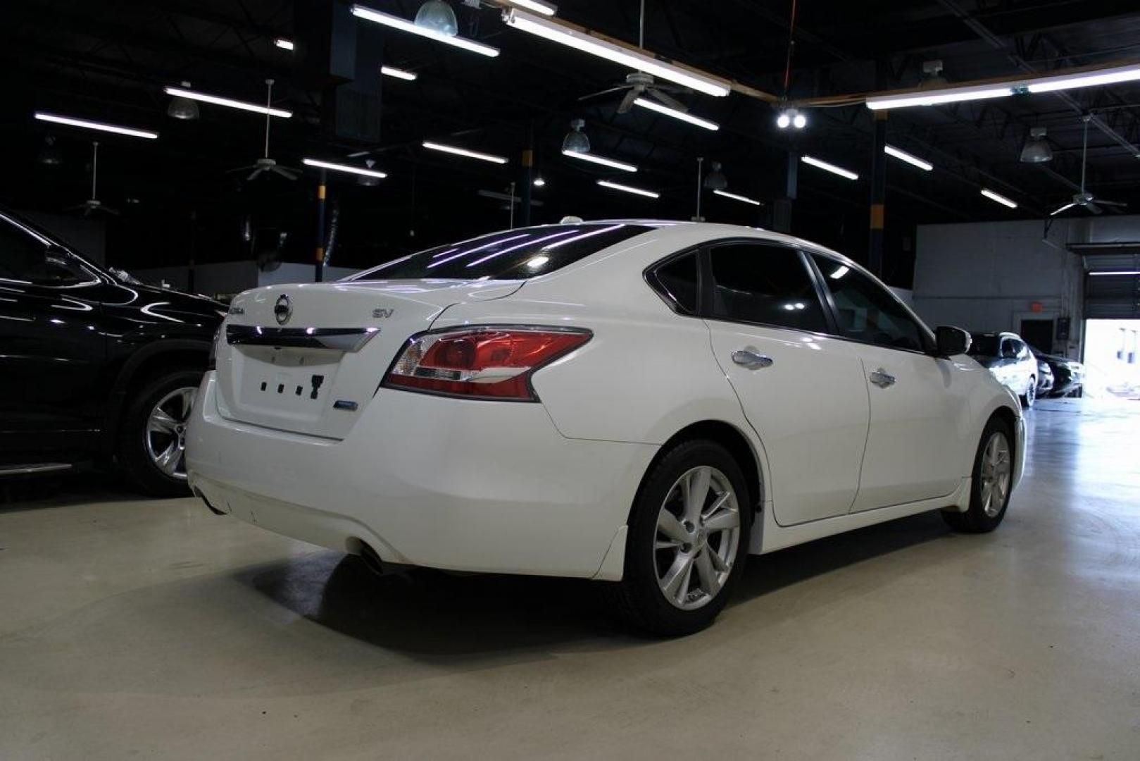 2014 Pearl White /Beige Nissan Altima 2.5 SL (1N4AL3AP1EN) with an 2.5L I4 DOHC 16V engine, CVT transmission, located at 15300 Midway Rd., Addison, TX, 75001, (972) 702-0011, 32.958321, -96.838074 - HOME OF THE NO HAGGLE PRICE - WHOLESALE PRICES TO THE PUBLIC!! Altima 2.5 SL, 4D Sedan, 2.5L I4 DOHC 16V, CVT with Xtronic, FWD, Pearl White, Beige Cloth, ABS brakes, Alloy wheels, Compass, Electronic Stability Control, Front dual zone A/C, Heated door mirrors, Heated Front Bucket Seats, Heated fron - Photo#2