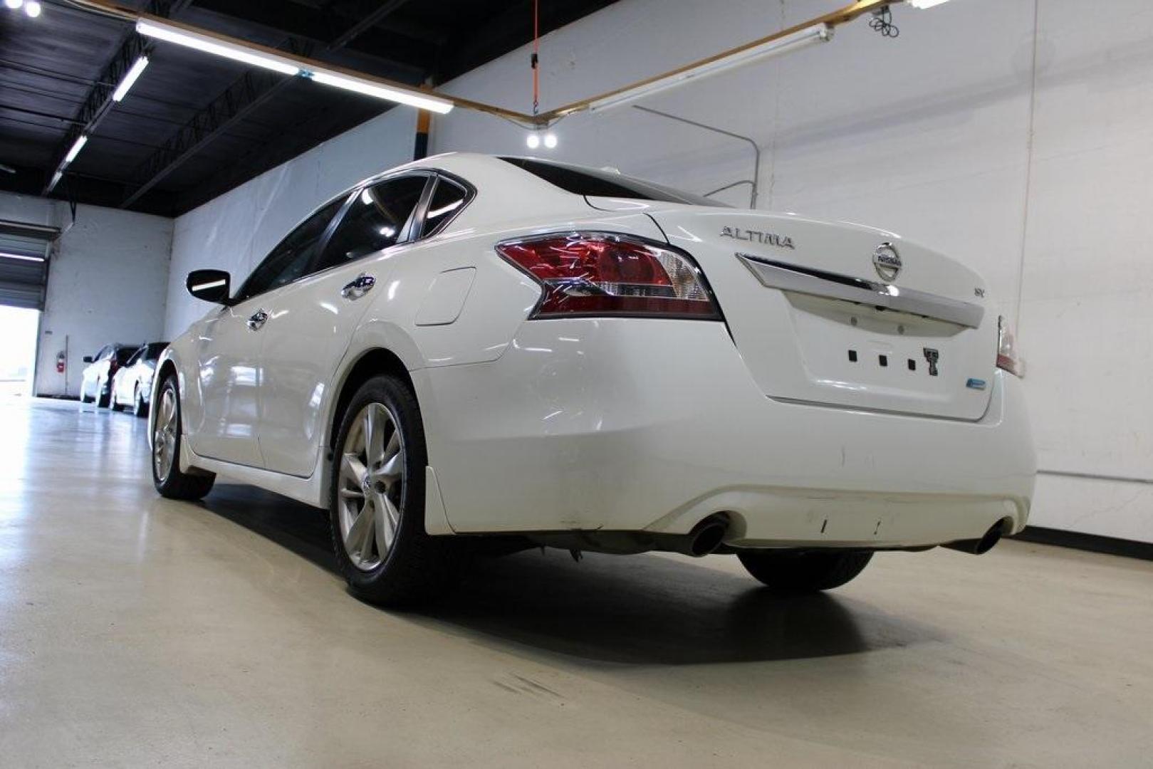 2014 Pearl White /Beige Nissan Altima 2.5 SL (1N4AL3AP1EN) with an 2.5L I4 DOHC 16V engine, CVT transmission, located at 15300 Midway Rd., Addison, TX, 75001, (972) 702-0011, 32.958321, -96.838074 - HOME OF THE NO HAGGLE PRICE - WHOLESALE PRICES TO THE PUBLIC!! Altima 2.5 SL, 4D Sedan, 2.5L I4 DOHC 16V, CVT with Xtronic, FWD, Pearl White, Beige Cloth, ABS brakes, Alloy wheels, Compass, Electronic Stability Control, Front dual zone A/C, Heated door mirrors, Heated Front Bucket Seats, Heated fron - Photo#3