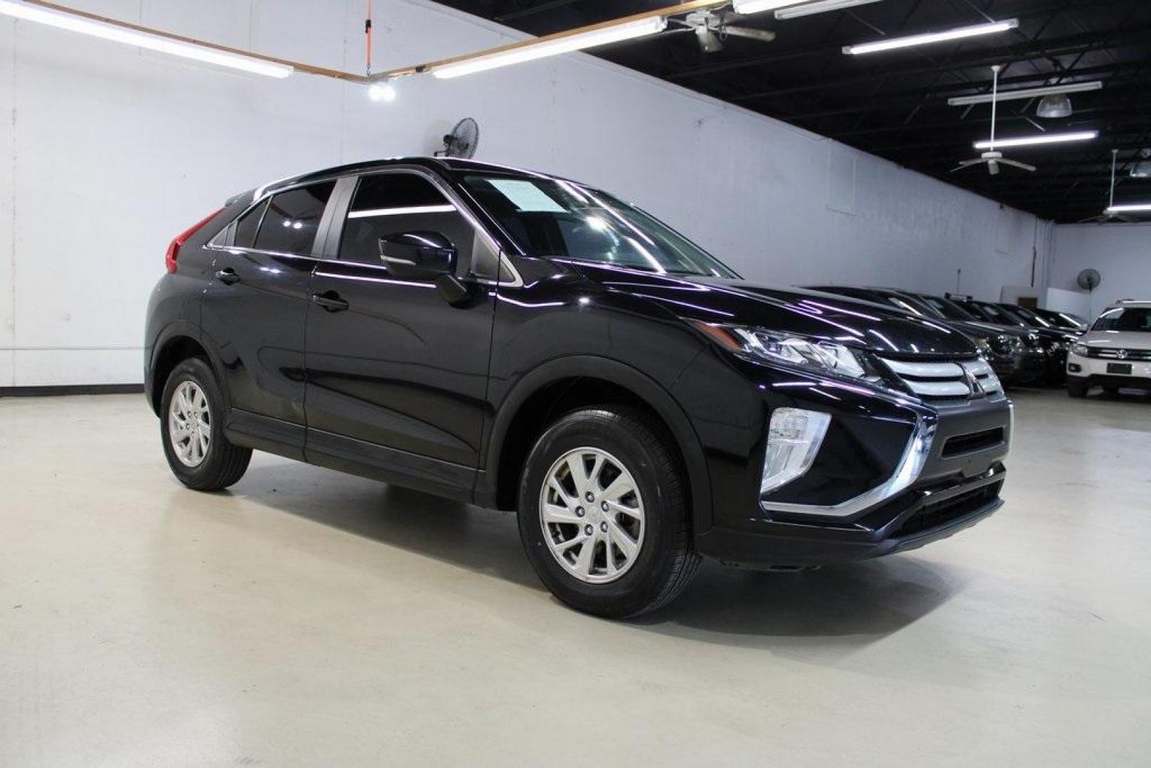 2019 Tarmac Black Metallic /Gray Mitsubishi Eclipse Cross ES (JA4AT3AA2KZ) with an 1.5L I4 Turbocharged DOHC 16V LEV3-ULEV70 152hp engine, CVT transmission, located at 15300 Midway Rd., Addison, TX, 75001, (972) 702-0011, 32.958321, -96.838074 - Photo#5