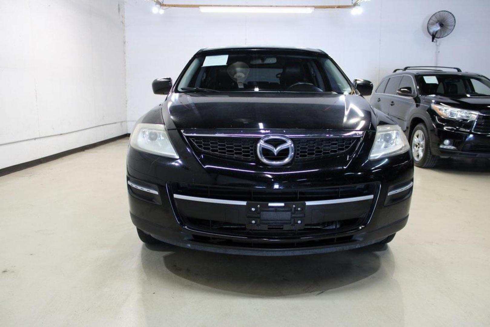 2008 Brilliant Black Clearcoat /Black Mazda CX-9 Touring (JM3TB28A280) with an 3.7L V6 DOHC 24V engine, Automatic transmission, located at 15300 Midway Rd., Addison, TX, 75001, (972) 702-0011, 32.958321, -96.838074 - Photo#5