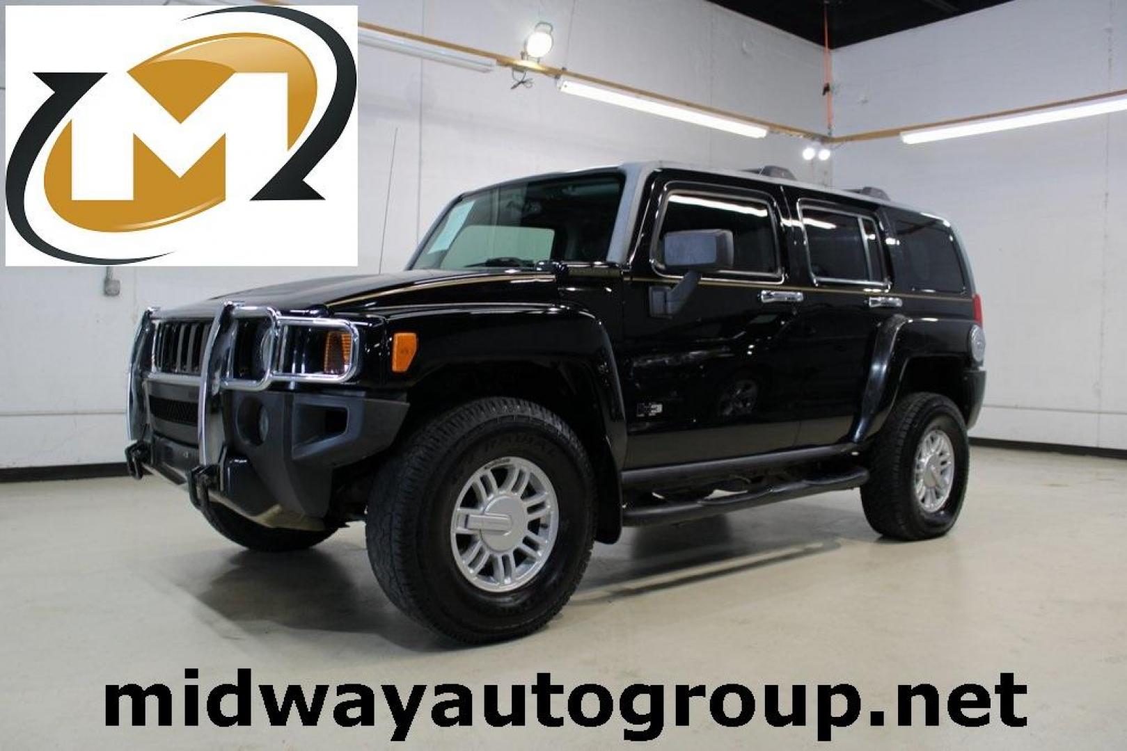 2010 Black /Ebony/Morocco-Toned Hummer H3 Luxury (5GTMNJEE2A8) with an 3.7L 5-Cylinder MPI DOHC engine, Automatic transmission, located at 15300 Midway Rd., Addison, TX, 75001, (972) 702-0011, 32.958321, -96.838074 - HOME OF THE NO HAGGLE PRICE - WHOLESALE PRICES TO THE PUBLIC!! H3 Luxury, 4D Sport Utility, 3.7L 5-Cylinder MPI DOHC, 4-Speed Automatic with Overdrive, 4WD, Black, Ebony/Morocco-Toned Leather.<br><br>Black 2010 Hummer H3 Luxury<br><br>Recent Arrival!<br><br><br>At Midway Auto Group, we strive to pro - Photo#0