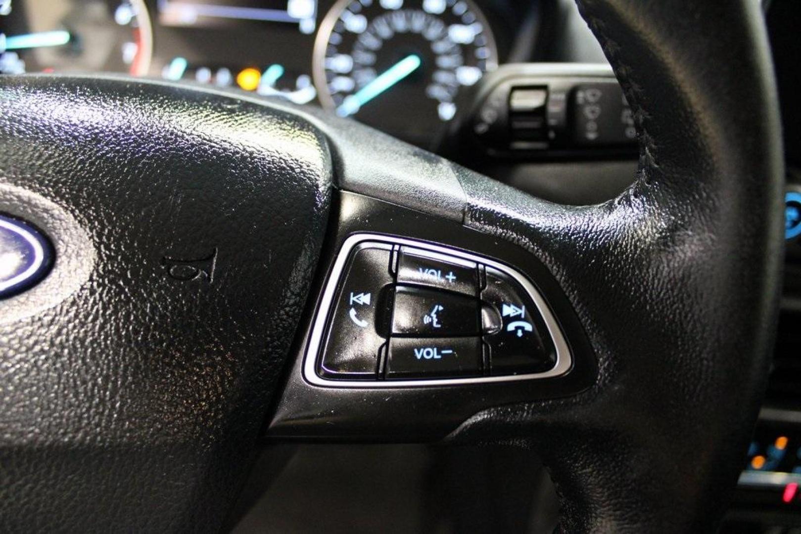 2019 Diamond White /Ebony Black Ford EcoSport SE (MAJ3S2GE8KC) with an EcoBoost 1.0L I3 GTDi DOHC Turbocharged VCT engine, Automatic transmission, located at 15300 Midway Rd., Addison, TX, 75001, (972) 702-0011, 32.958321, -96.838074 - HOME OF THE NO HAGGLE PRICE - WHOLESALE PRICES TO THE PUBLIC!! EcoSport SE, 4D Sport Utility, EcoBoost 1.0L I3 GTDi DOHC Turbocharged VCT, 6-Speed Automatic, FWD, Diamond White, Ebony Black Cloth.<br><br>Diamond White 2019 Ford EcoSport SE<br><br>Recent Arrival! 27/29 City/Highway MPG<br><br><br>At - Photo#18