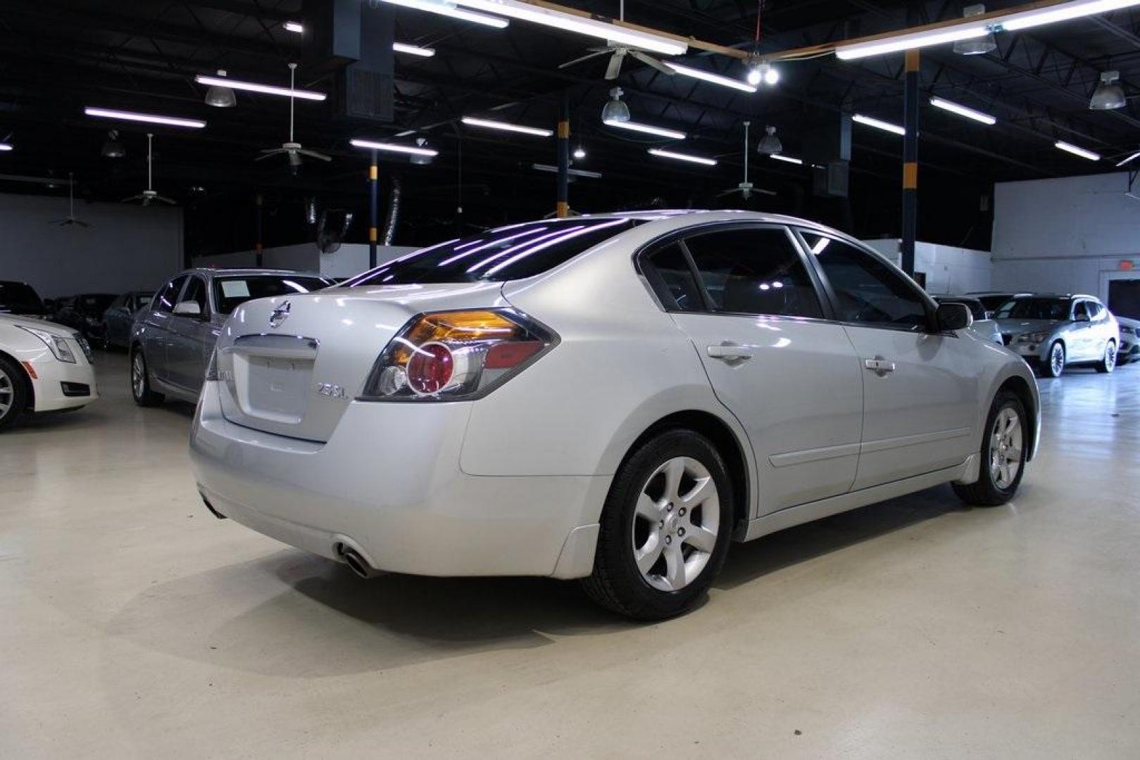 2008 Silver Lightning Metallic /Charcoal Nissan Altima 2.5 SL (1N4AL21E68N) with an 2.5L I4 SMPI DOHC engine, CVT transmission, located at 15300 Midway Rd., Addison, TX, 75001, (972) 702-0011, 32.958321, -96.838074 - HOME OF THE NO HAGGLE PRICE - WHOLESALE PRICES TO THE PUBLIC!! Altima 2.5 SL, 4D Sedan, 2.5L I4 SMPI DOHC, CVT, FWD, Silver Lightning Metallic, Charcoal w/Leather Appointed Seats.<br><br>Silver Lightning Metallic 2008 Nissan Altima 2.5 SL<br><br>23/31 City/Highway MPG<br><br><br>At Midway Auto Group - Photo#2