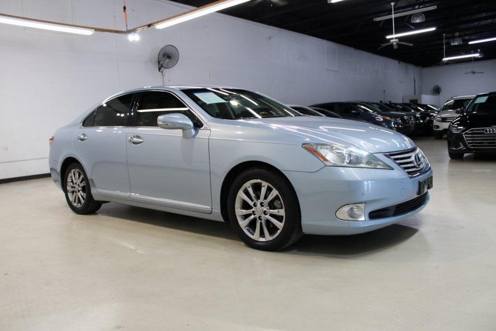 2010 Cerulean Blue Metallic /Parchment Lexus ES 350 (JTHBK1EG0A2) with an 3.5L V6 DOHC Dual VVT-i 24V engine, Automatic transmission, located at 15300 Midway Rd., Addison, TX, 75001, (972) 702-0011, 32.958321, -96.838074 - HOME OF THE NO HAGGLE PRICE - WHOLESALE PRICES TO THE PUBLIC!! ES 350, 4D Sedan, 3.5L V6 DOHC Dual VVT-i 24V, 6-Speed Automatic with Sequential Shift ECT-i, FWD, Blue, Parchment Leather. Priced below KBB Fair Purchase Price! Odometer is 44908 miles below market average!<br><br>Blue 2010 Lexus ES 350 - Photo#6