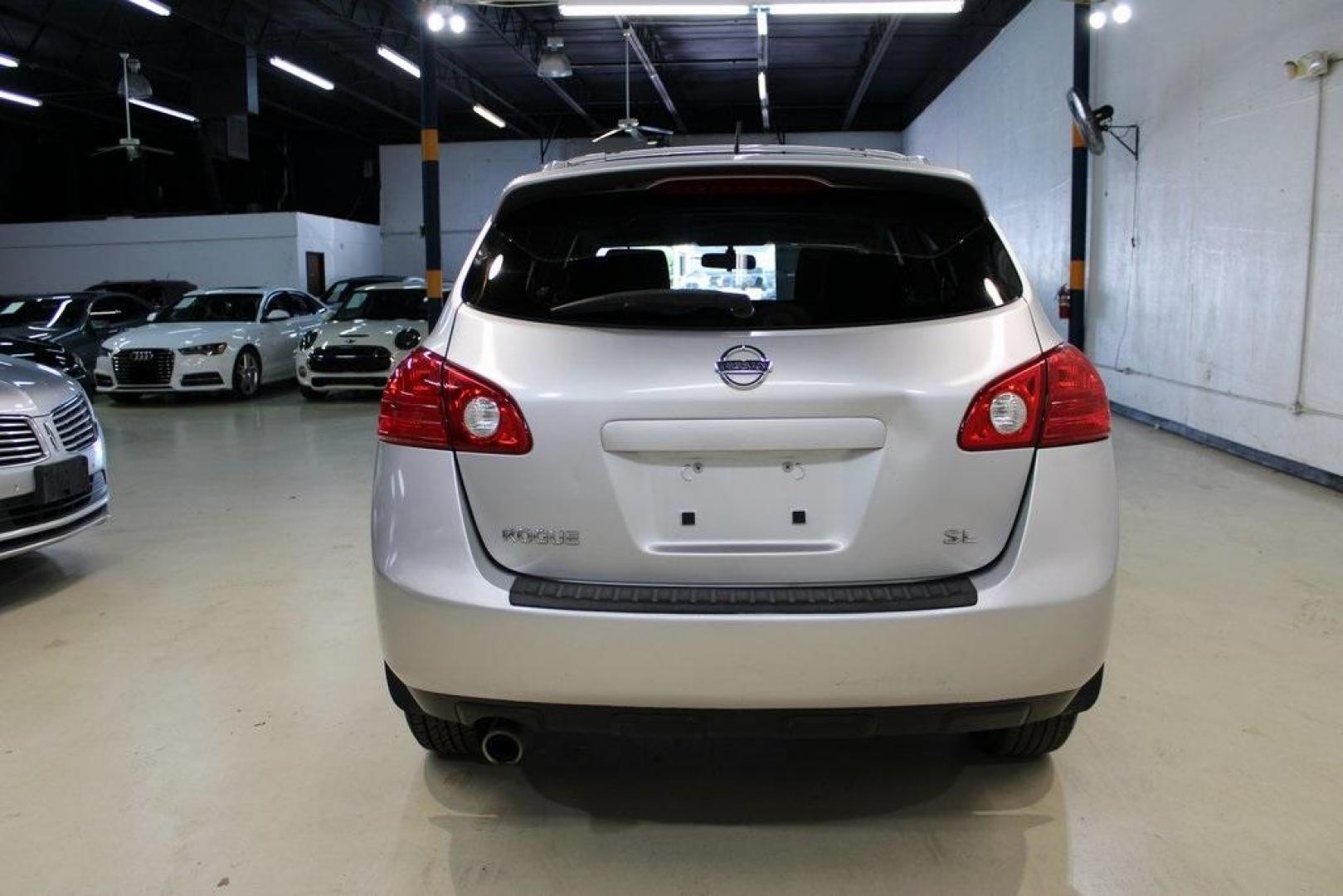 2009 Brilliant Silver Metallic /Gray Nissan Rogue SL (JN8AS58T49W) with an 2.5L 4-Cylinder DOHC 16V engine, CVT transmission, located at 15300 Midway Rd., Addison, TX, 75001, (972) 702-0011, 32.958321, -96.838074 - Photo#7