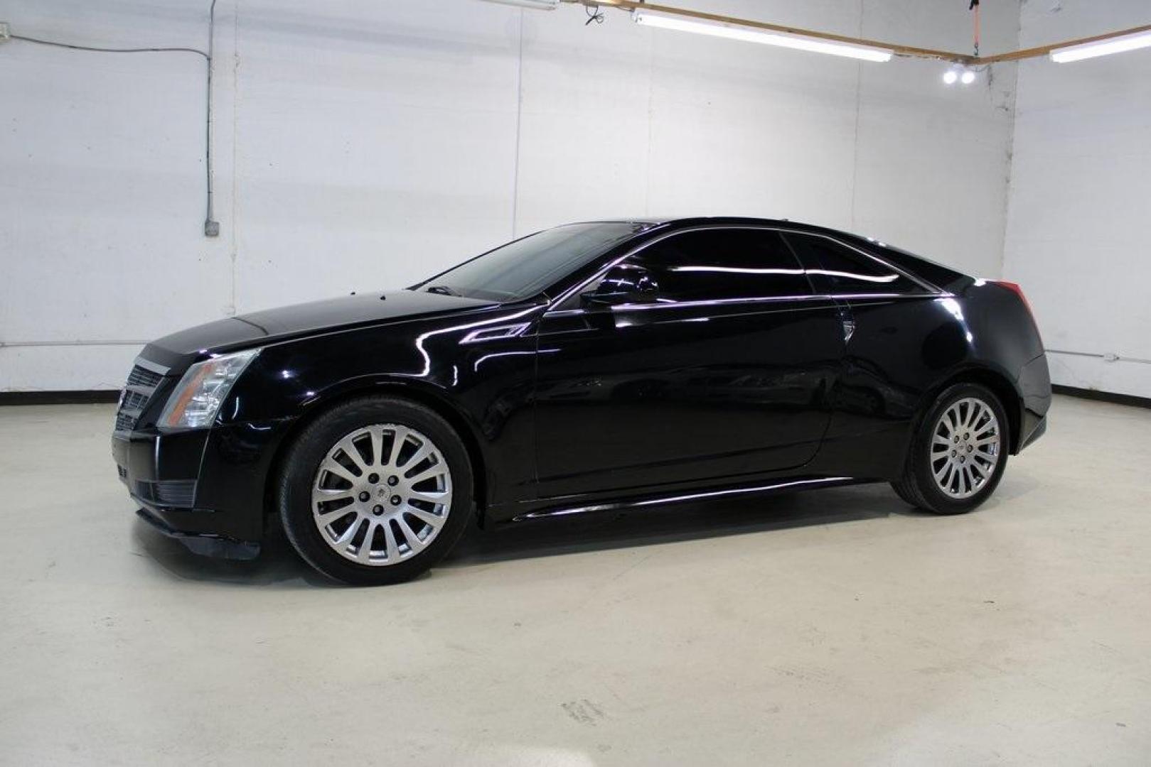 2011 Black Raven /Ebony/Ebony Cadillac CTS Base (1G6DC1ED9B0) with an 3.6L V6 DI VVT engine, Automatic transmission, located at 15300 Midway Rd., Addison, TX, 75001, (972) 702-0011, 32.958321, -96.838074 - Photo#4