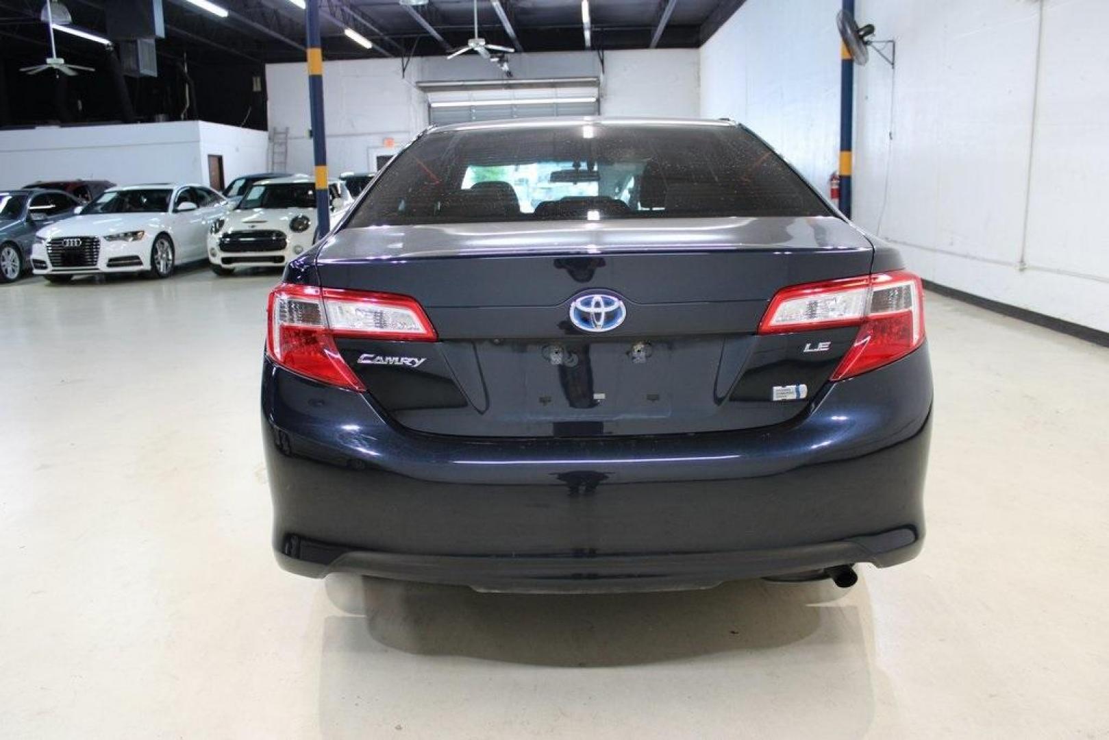 2014 Gray /Light Gray Toyota Camry Hybrid LE (4T1BD1FK2EU) with an 2.5L I4 Hybrid DOHC engine, CVT transmission, located at 15300 Midway Rd., Addison, TX, 75001, (972) 702-0011, 32.958321, -96.838074 - HOME OF THE NO HAGGLE PRICE - WHOLESALE PRICES TO THE PUBLIC!! Camry Hybrid LE, 4D Sedan, 2.5L I4 Hybrid DOHC, eCVT, FWD, Gray, Light Gray Cloth.<br><br>Gray 2014 Toyota Camry Hybrid LE<br><br>Recent Arrival! 43/39 City/Highway MPG<br><br>Awards:<br> * 2014 KBB.com Best Resale Value Awards<br><br>A - Photo#7