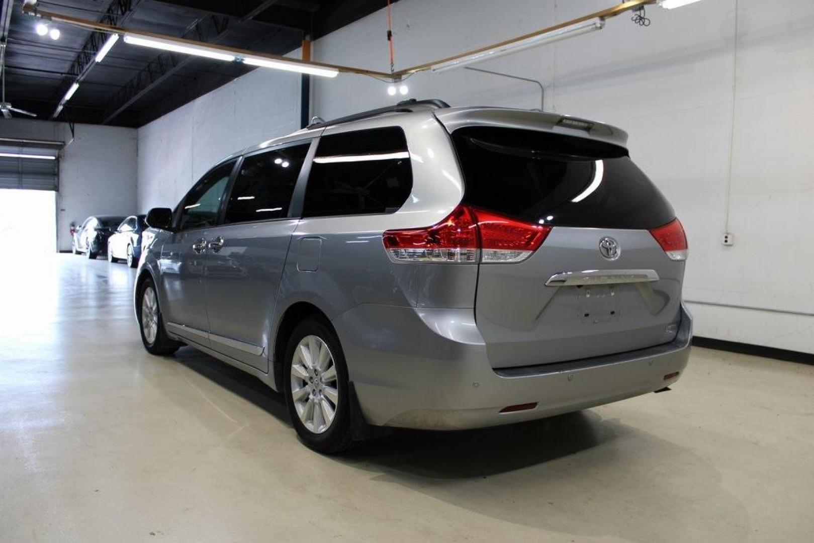 2012 Silver Sky Metallic Toyota Sienna Limited (5TDYK3DC7CS) with an 3.5L V6 SMPI DOHC engine, Automatic transmission, located at 15300 Midway Rd., Addison, TX, 75001, (972) 702-0011, 32.958321, -96.838074 - Photo#2