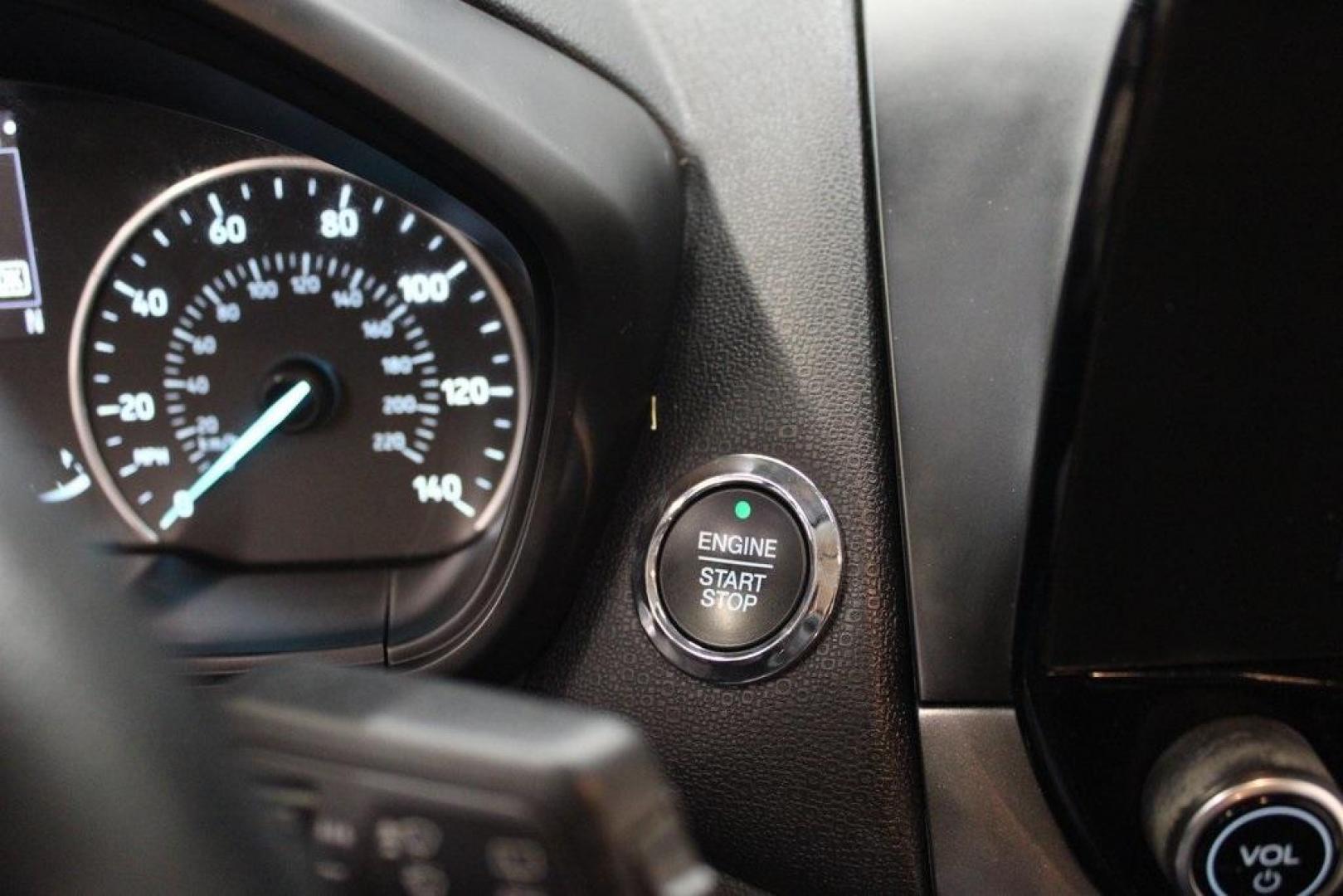 2019 Moondust /Ebony Black Ford EcoSport SE (MAJ3S2GEXKC) with an EcoBoost 1.0L I3 GTDi DOHC Turbocharged VCT engine, Automatic transmission, located at 15300 Midway Rd., Addison, TX, 75001, (972) 702-0011, 32.958321, -96.838074 - Photo#21