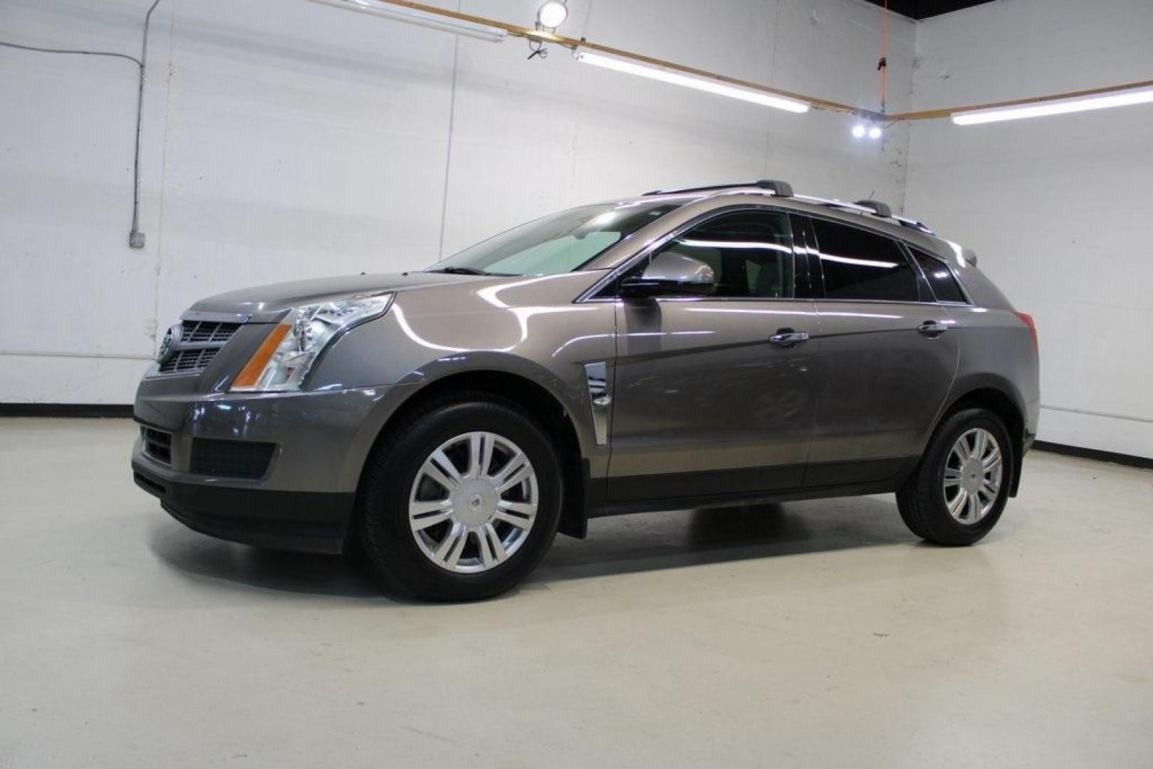 2011 Mocha Steel Metallic /Shale W/Brownstone Accents Cadillac SRX Luxury (3GYFNAEY8BS) with an 3.0L V6 SIDI DOHC VVT engine, Automatic transmission, located at 15300 Midway Rd., Addison, TX, 75001, (972) 702-0011, 32.958321, -96.838074 - Photo#4