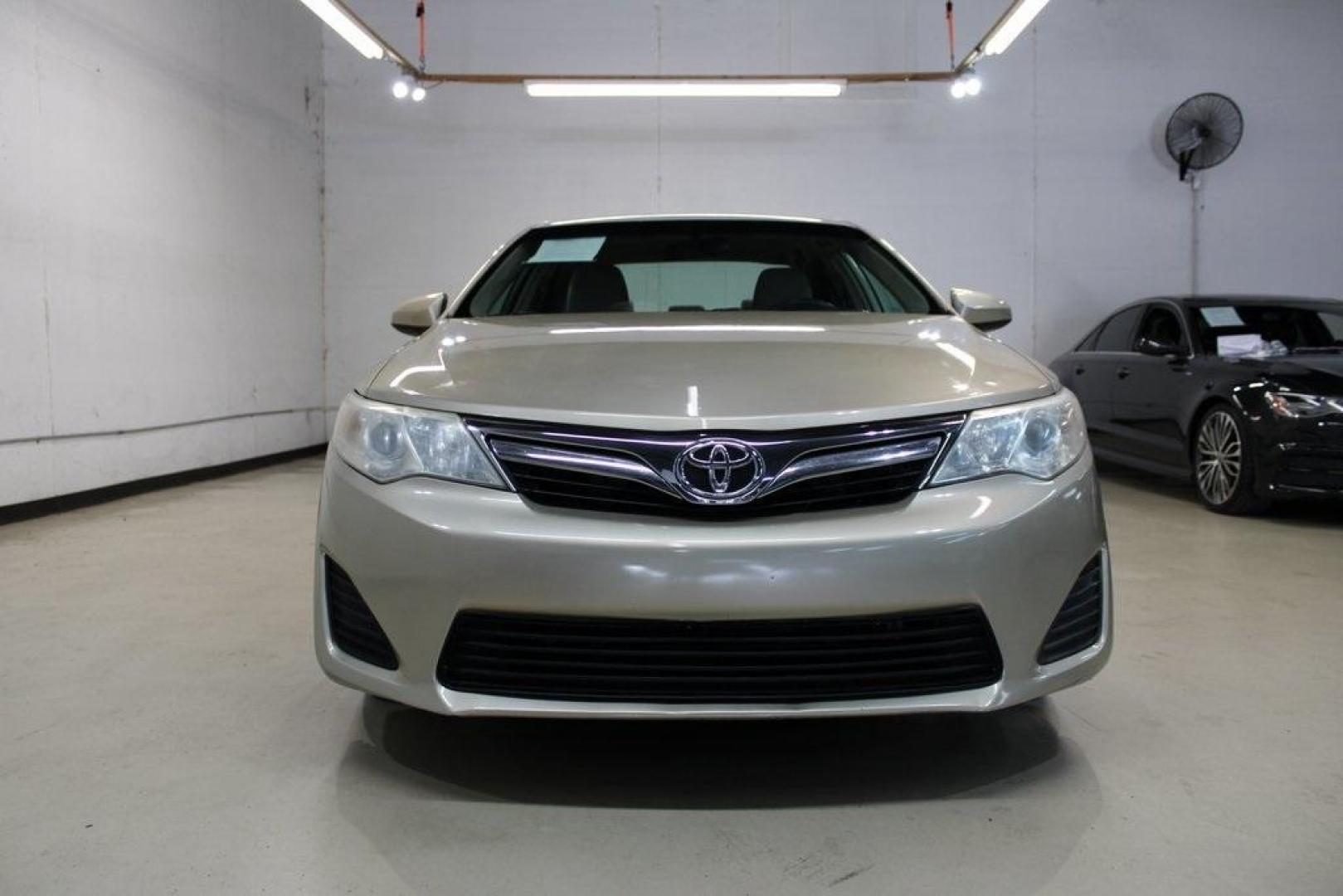 2012 Begie /Begie Toyota Camry LE (4T1BF1FK3CU) with an 2.5L I4 SMPI DOHC engine, Automatic transmission, located at 15300 Midway Rd., Addison, TX, 75001, (972) 702-0011, 32.958321, -96.838074 - HOME OF THE NO HAGGLE PRICE - WHOLESALE PRICES TO THE PUBLIC!! Camry LE, 4D Sedan, 2.5L I4 SMPI DOHC, 6-Speed Automatic, FWD, Begie, Begie Cloth. Odometer is 12022 miles below market average!<br><br>Begie 2012 Toyota Camry LE<br><br>25/35 City/Highway MPG<br><br>Awards:<br> * 2012 KBB.com Best Resa - Photo#5