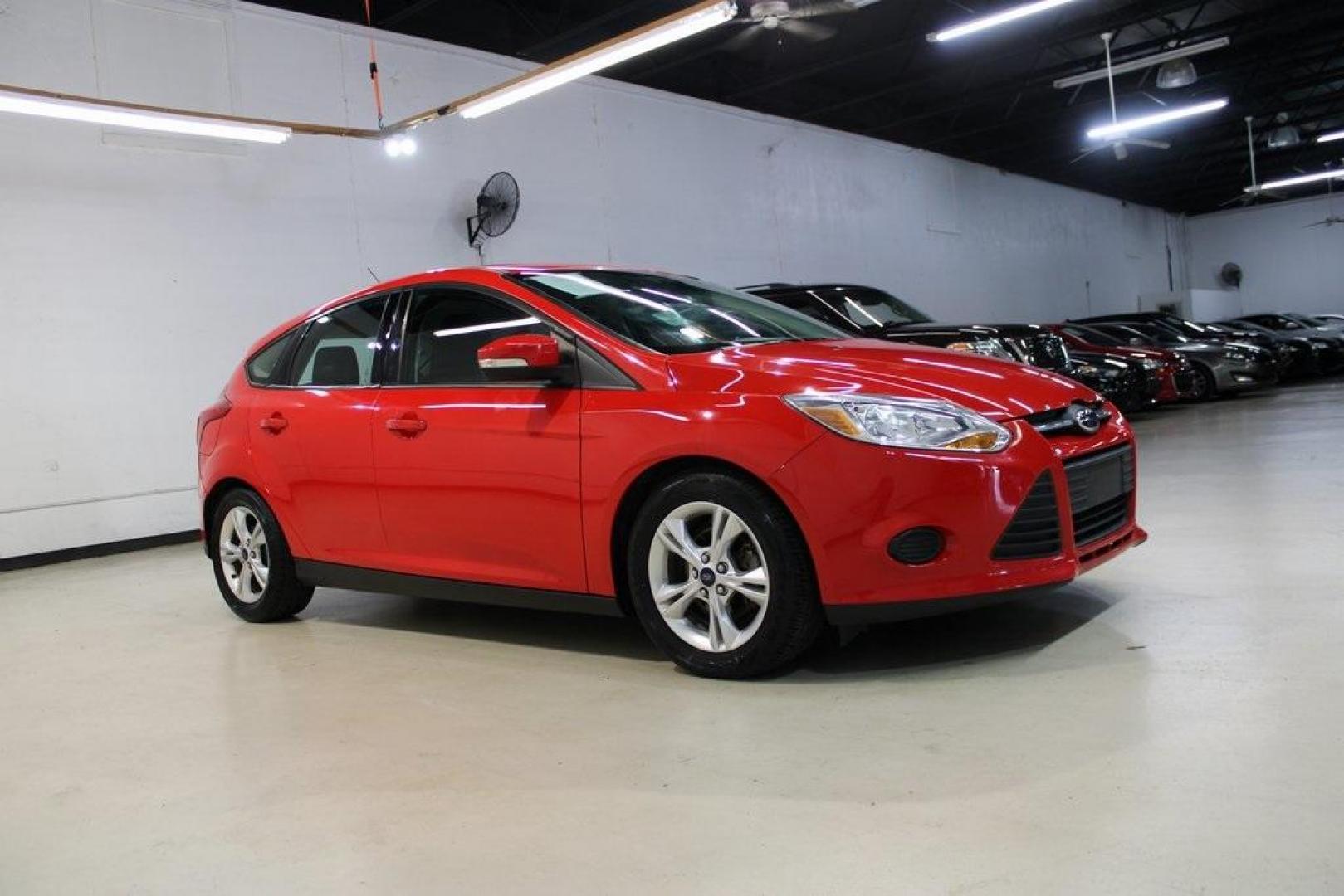 2014 Red Ford Focus SE (1FADP3K27EL) with an I4 engine, located at 15300 Midway Rd., Addison, TX, 75001, (972) 702-0011, 32.958321, -96.838074 - Photo#6