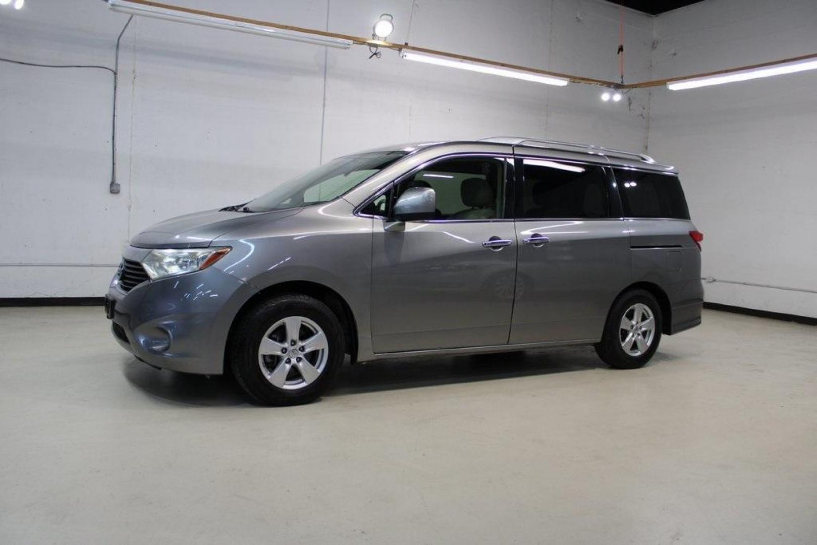 2012 Platinum Graphite Metallic /Gray Nissan Quest 3.5 SV (JN8AE2KP0C9) with an 3.5L V6 DOHC 24V engine, CVT transmission, located at 15300 Midway Rd., Addison, TX, 75001, (972) 702-0011, 32.958321, -96.838074 - Photo#4