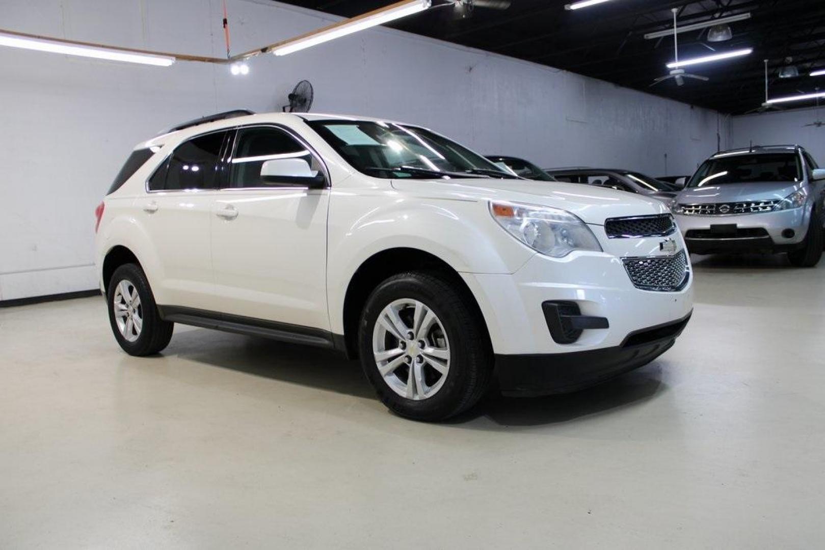 2014 White Diamond Tricoat /Jet Black Chevrolet Equinox LT (1GNALBEK5EZ) with an 2.4L 4-Cylinder SIDI DOHC engine, Automatic transmission, located at 15300 Midway Rd., Addison, TX, 75001, (972) 702-0011, 32.958321, -96.838074 - Photo#6